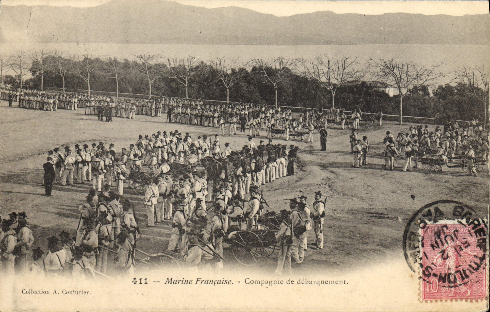 VINTAGE POSTCARD Boat War French Navy Company of unloading