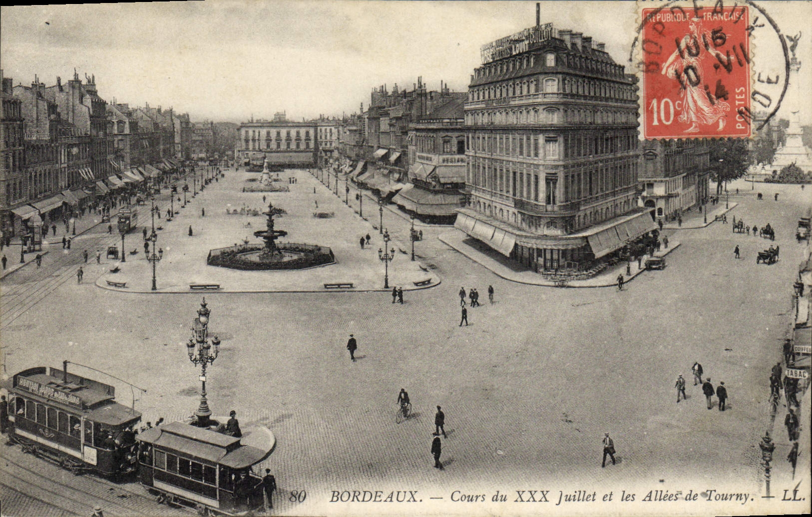 CPA Tramway Train Bordeaux Cours du XXX Juillet et les allees de Tourny