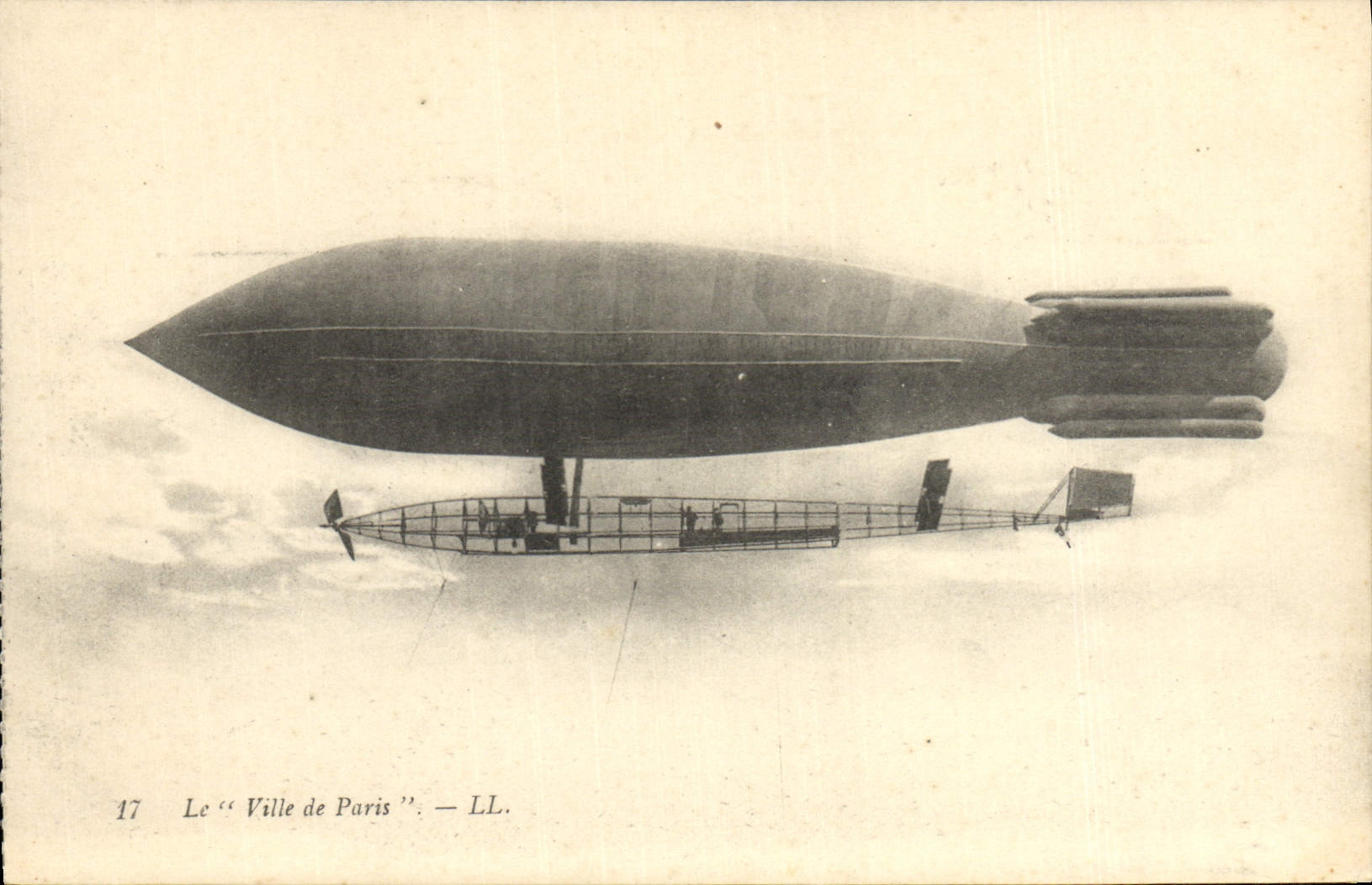 CPA Aviation Dirigeable Zeppelin Ville de Paris
