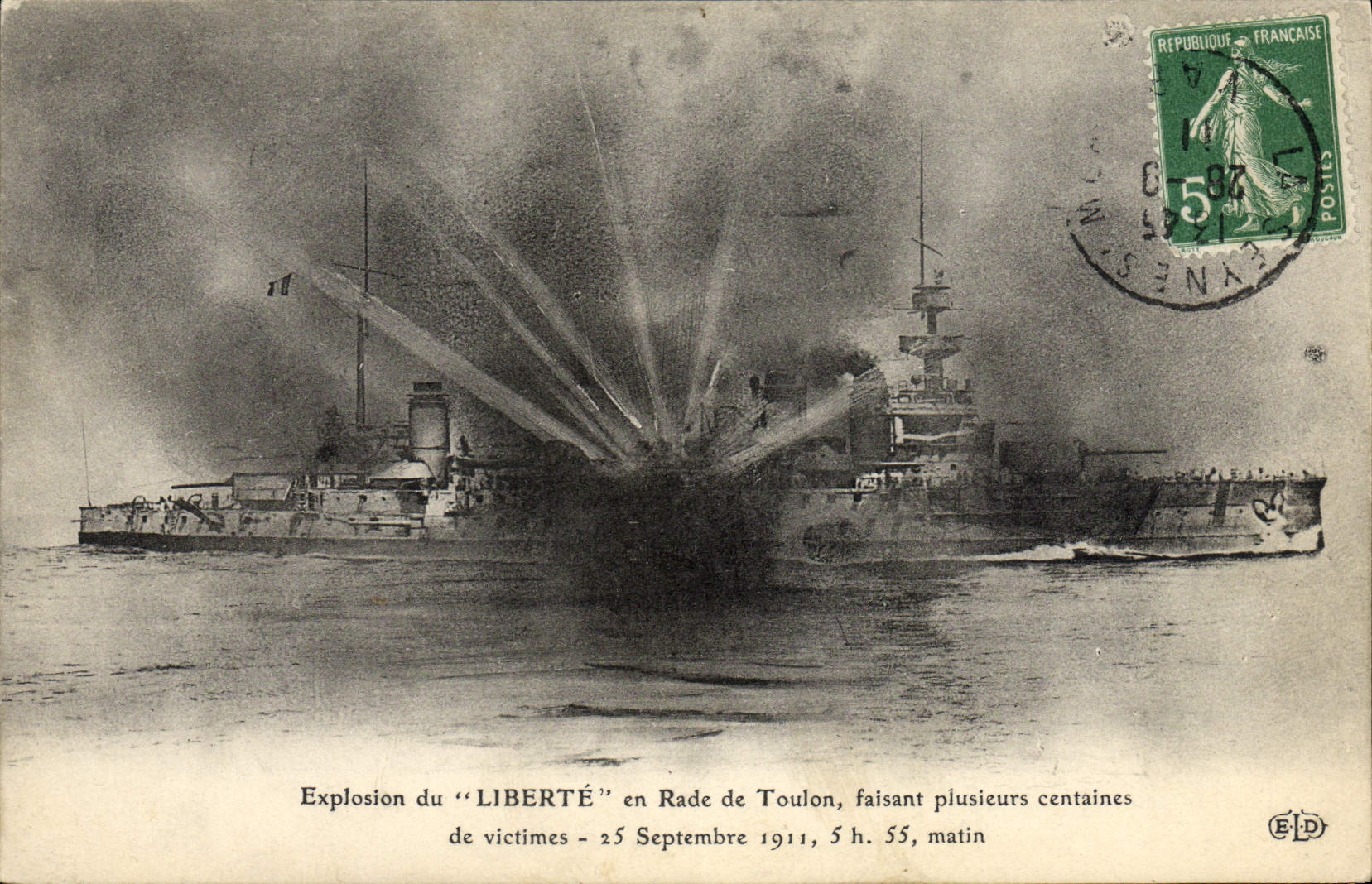 CPA Bateau Guerre Explosion du Liberte 