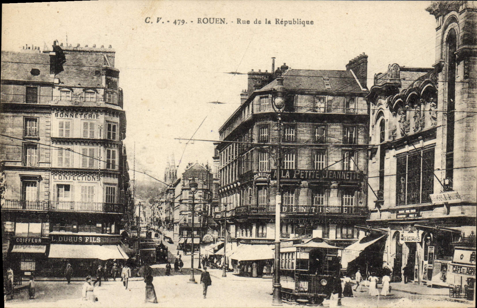 CPA Tramway Train Rouen Rue de la Republique