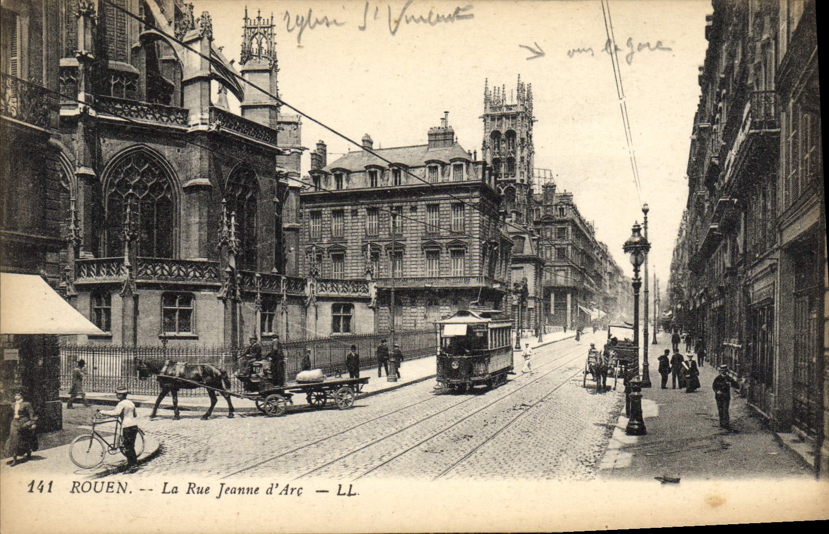 CPA Tramway Train Rouen La rue Jeanne d'Arc