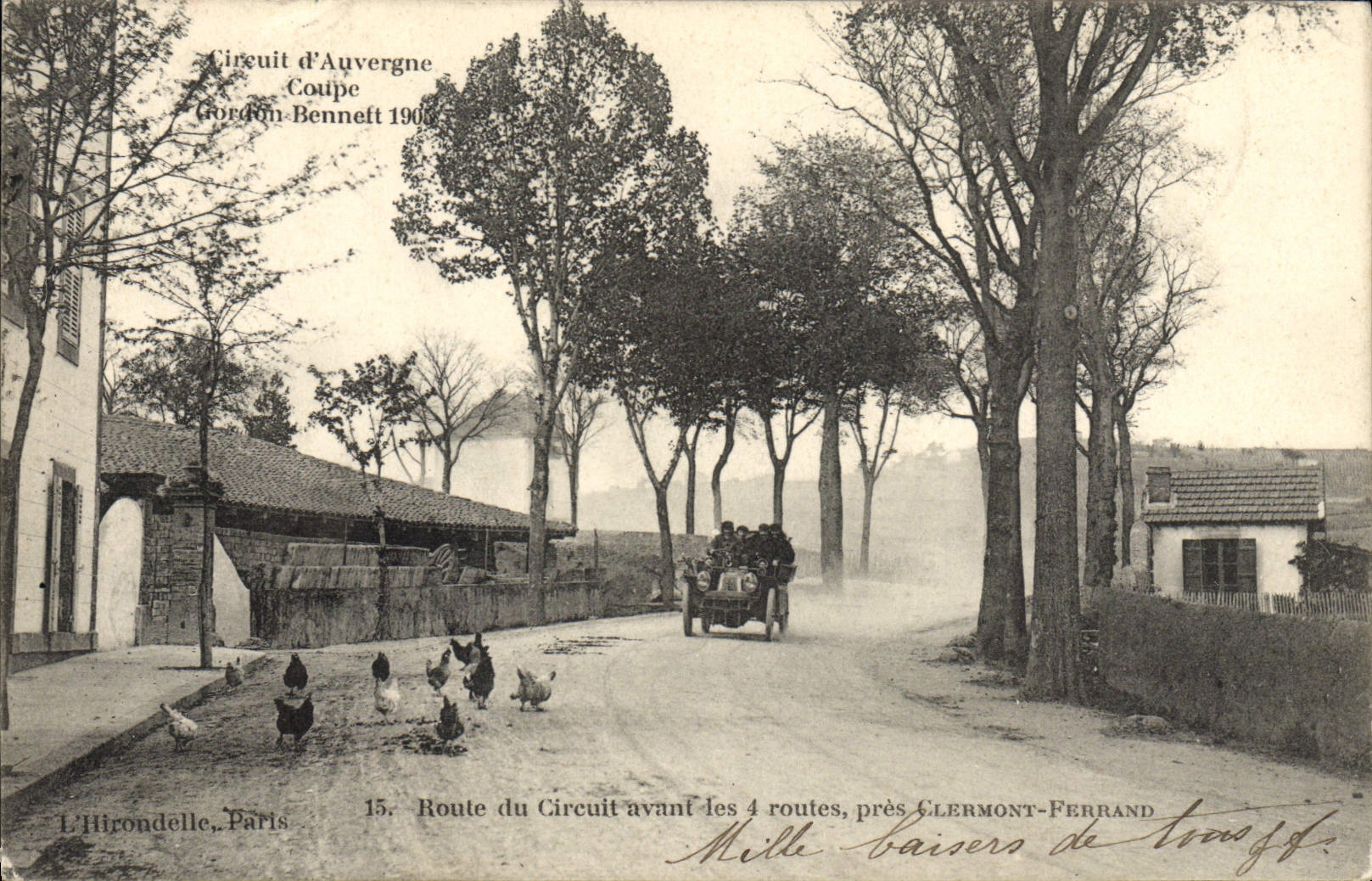 El circuito del automóvil de la POSTAL de la VENDIMIA de la ruta du circuit de Gordon Bennett 1905 de los cortes de Auvergne antes de los 4 caminos cierra Clermont-Ferrand