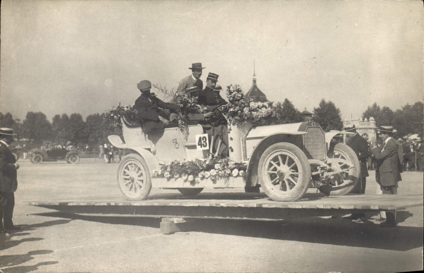 Real photo Automobile Militaria