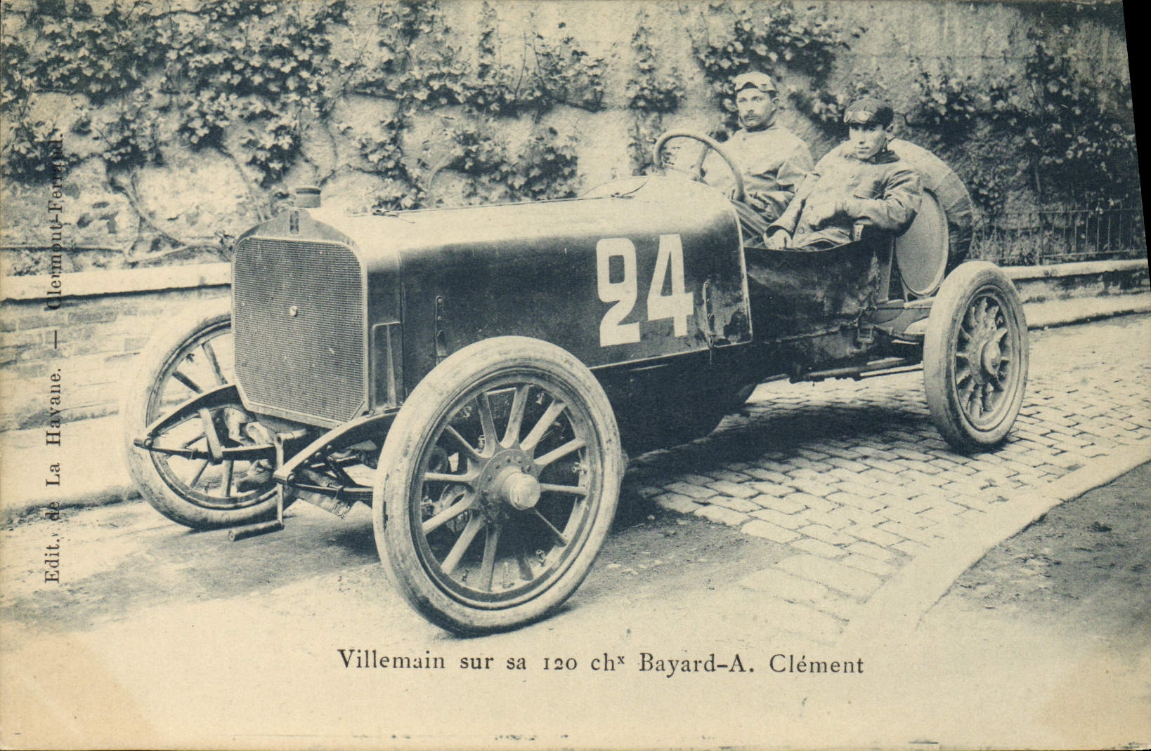 CPA Automobile Villemain sur sa 120 chevaux Bayard A Clement 