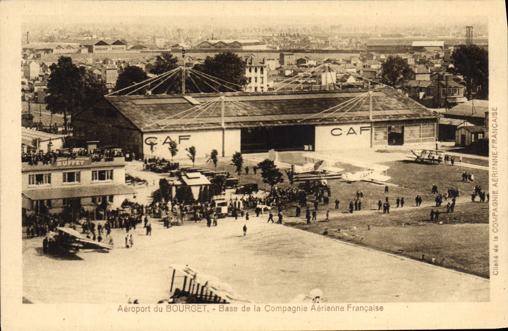 CPA Avion Aviation Le Bourget Base de la compagnie aerienne francaise