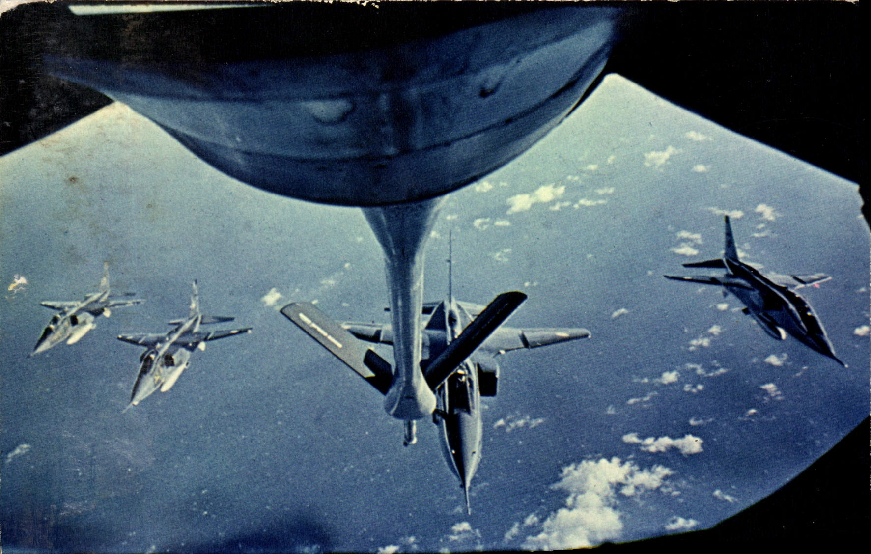 CPM Avion Aviation Base aerienne 136 de Toul Rosieres Ravitaillement en vol d'un Jaguar de la 11eme escadre de chasse
