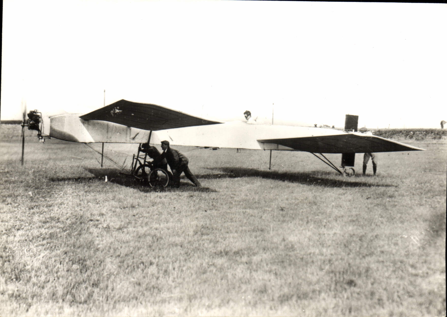 MODERN CARD Plane Aviation 1908 the Astra monoplane