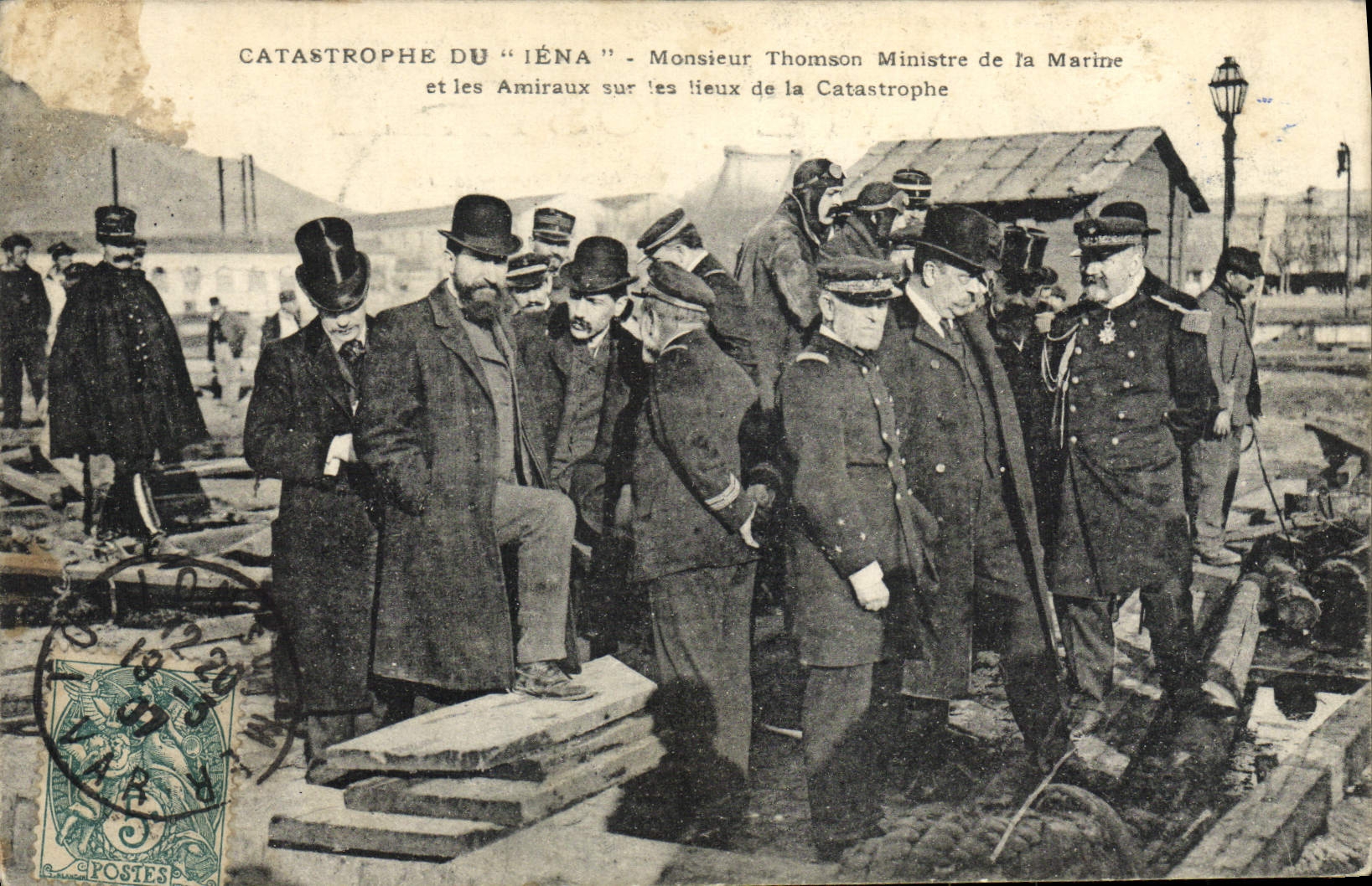CPA Bateau Guerre Catastrophe du Iena Monsieur Thomson Ministre de la marine et les amiraux sur les lieux