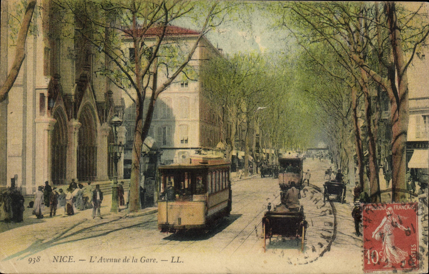 CPA Tramway Nice L'avenue de la gare 