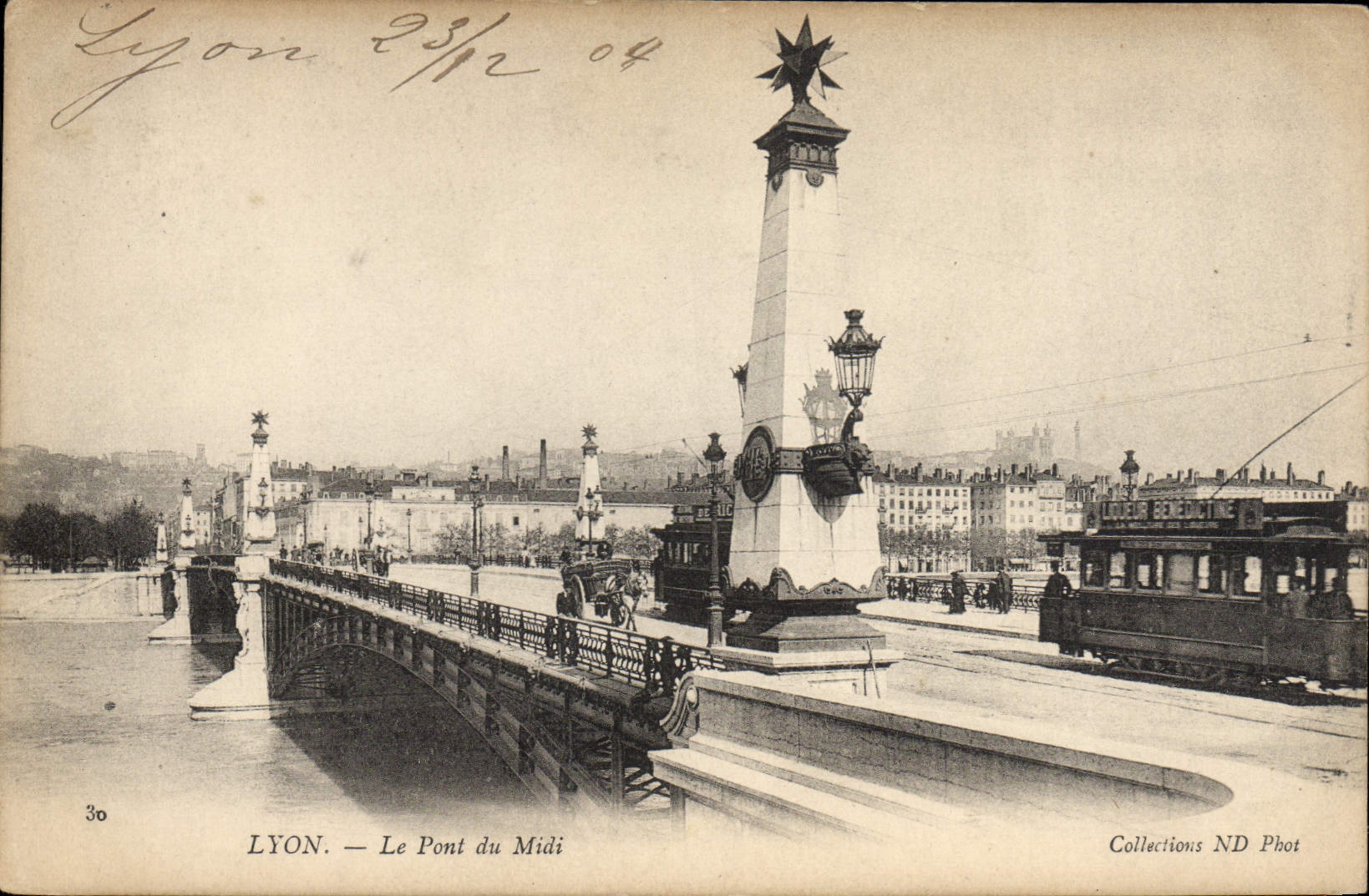 Tranvía de Lyon de la POSTAL de la VENDIMIA el puente del licor benedictino del sur