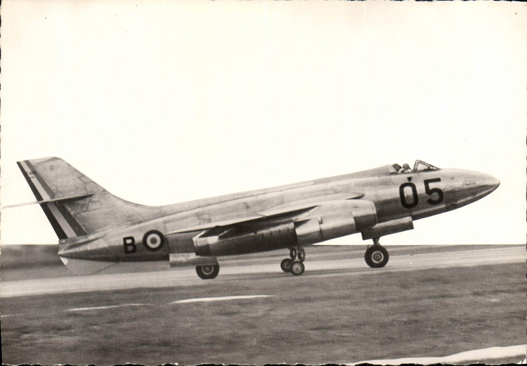 VINTAGE POSTCARD Avion Aviation SNCASO SO 4050 Vulture has Plane of attack