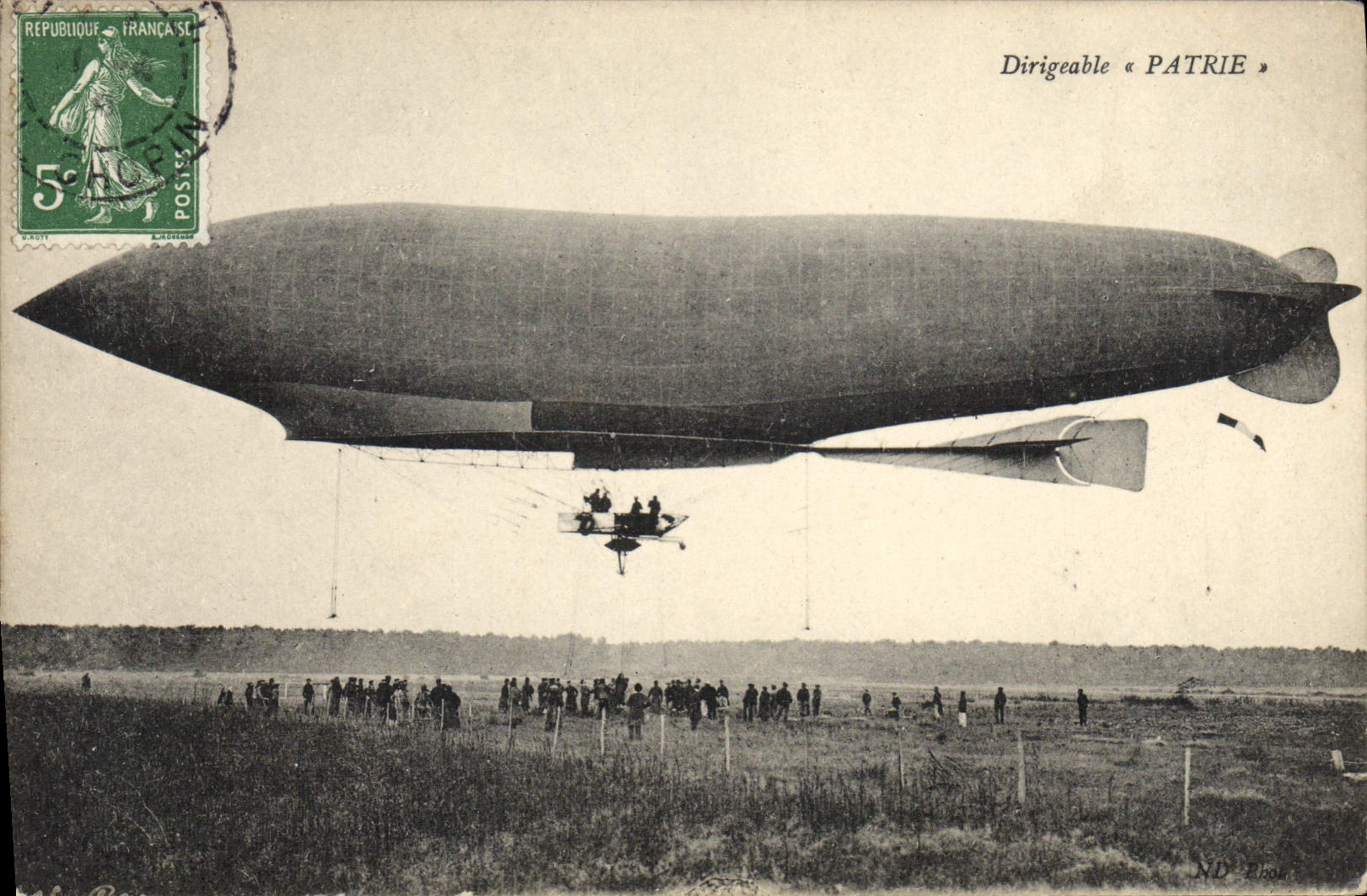 CPA Dirigeable Zeppelin Patrie 