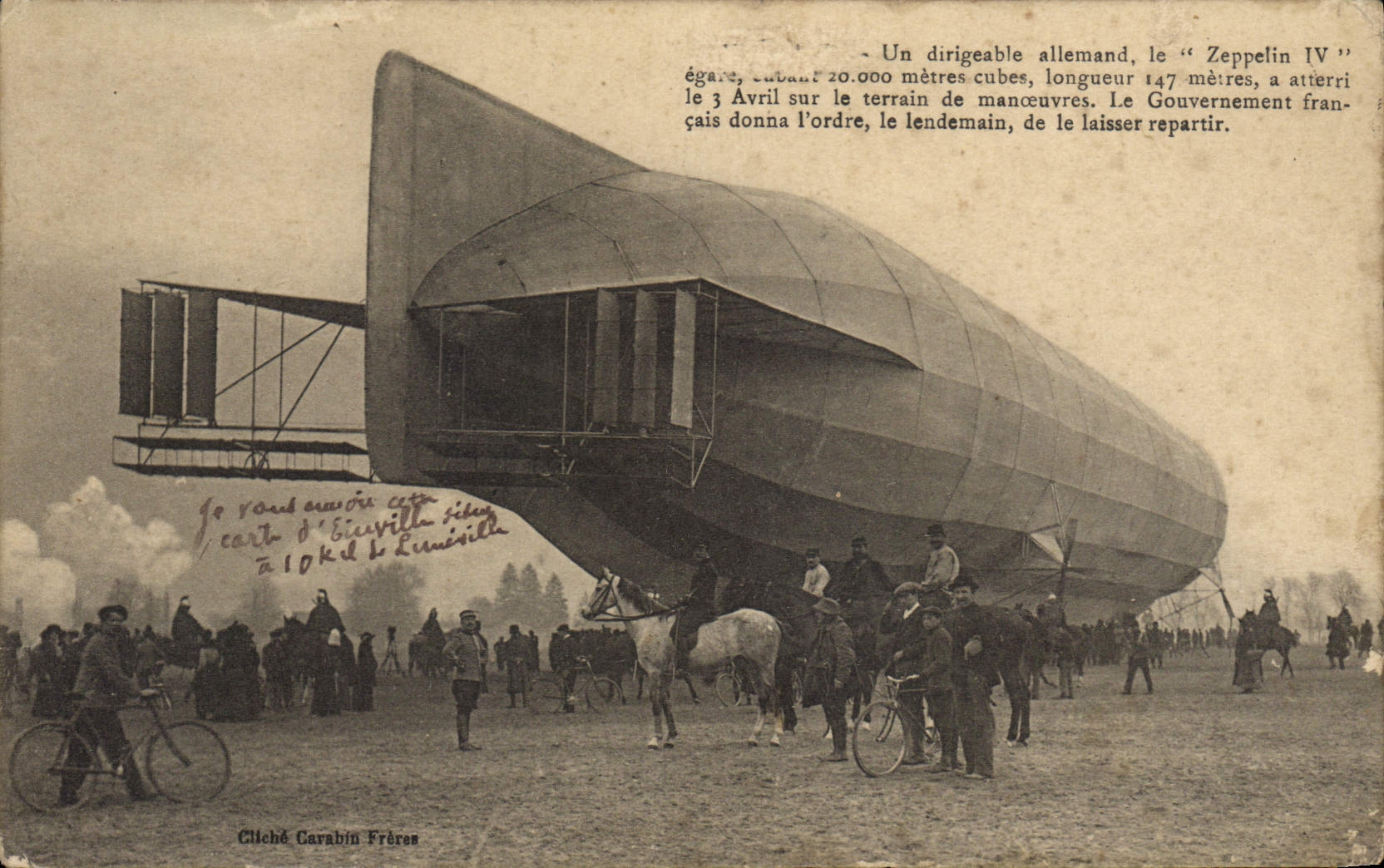 CPA Dirigeable allemand Zeppelin IV Cheval