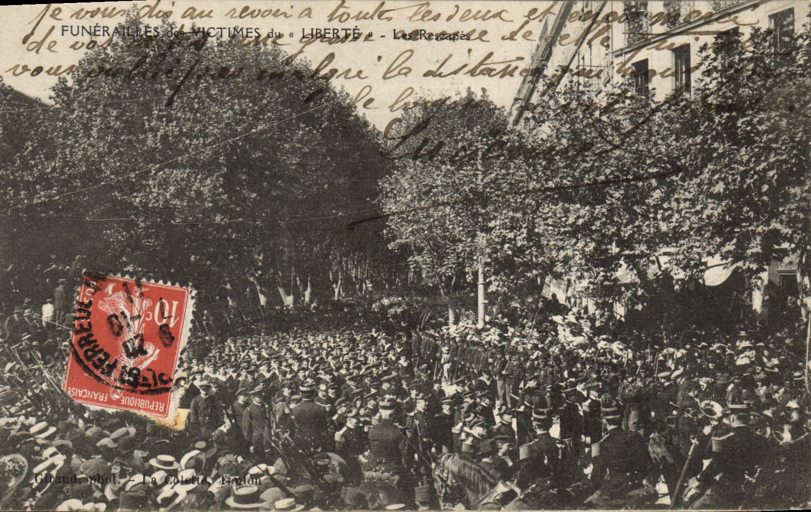 VINTAGE POSTCARD Boat War Funeral of the victims of Freedom survivors