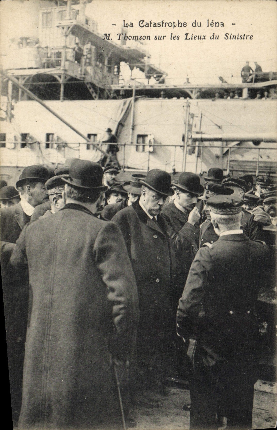 VINTAGE POSTCARD Boat War the catastrophe of Iena Mr. Thomson on the spot of the disaster