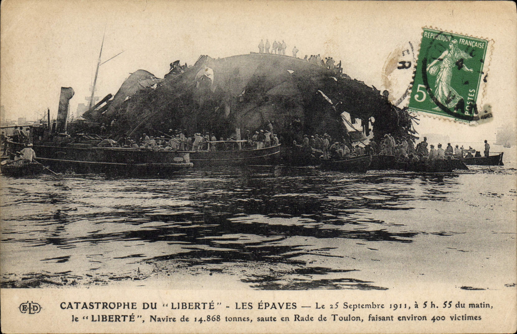 CPA Bateau Guerre Catastrophe du Liberte Les epaves