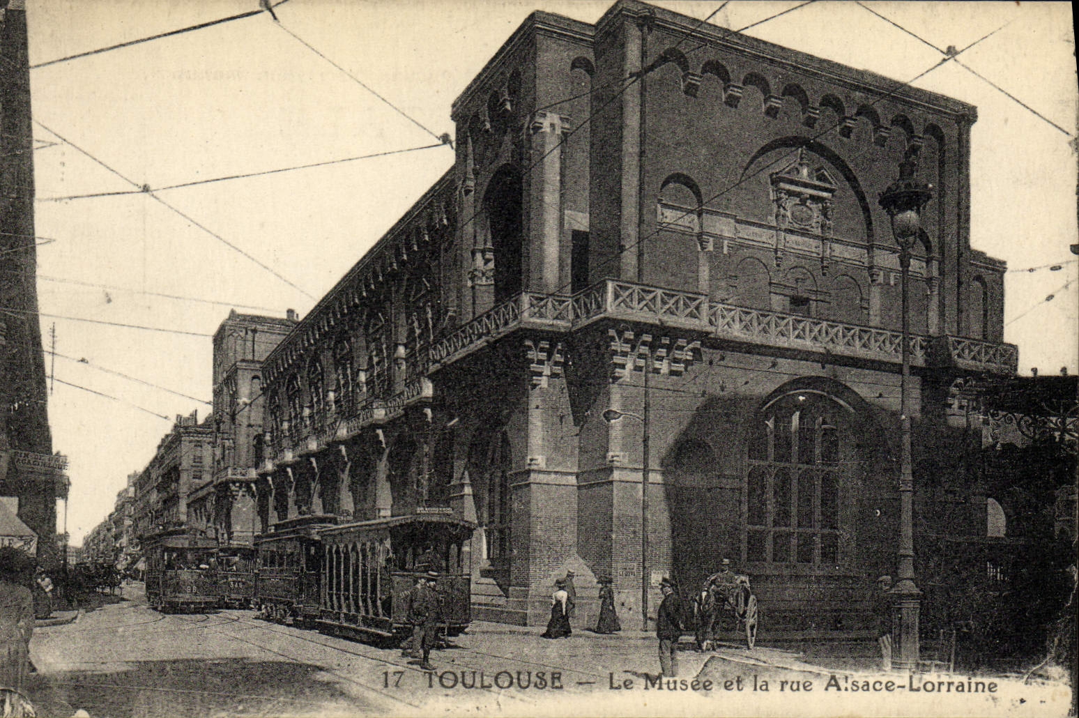 CPA Tramway Toulouse Le musee et la rue Alsace Lorraine