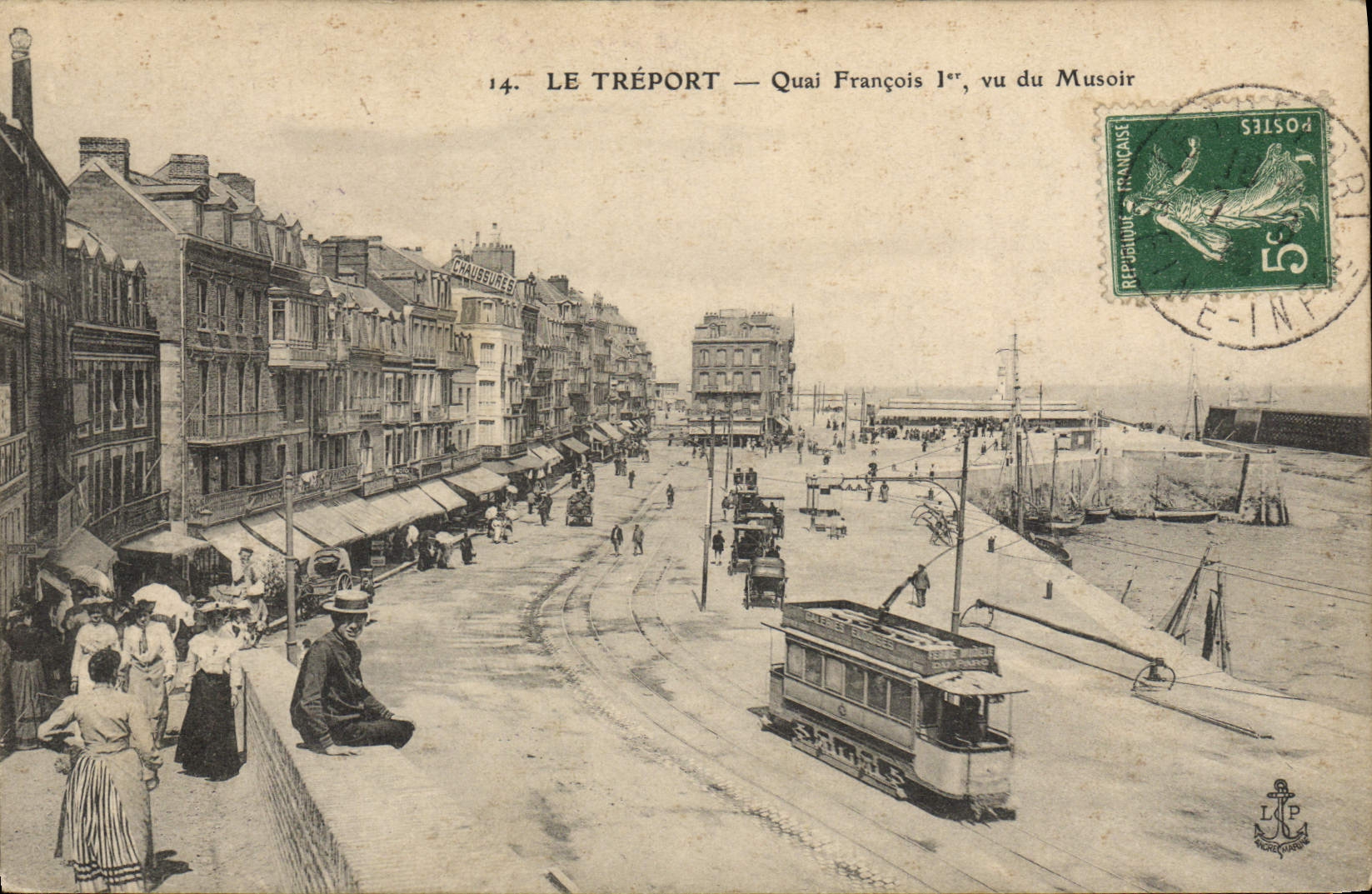 CPA Tramway Le Treport Quai Francois 1er Vu du Musoir