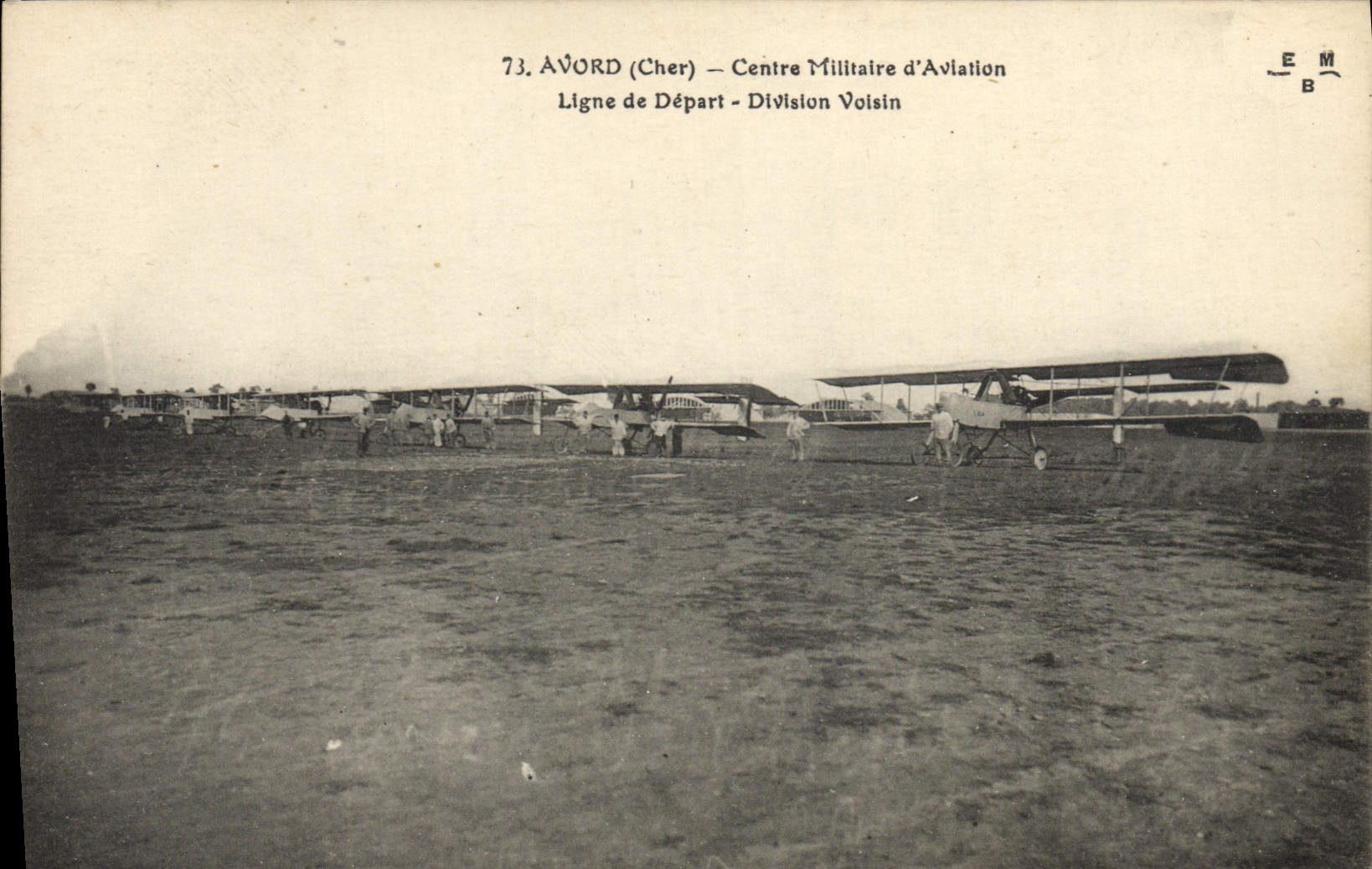 La aviación de Avion Avord de la POSTAL de la VENDIMIA centra la línea de salida militar de la aviación vecino de la división