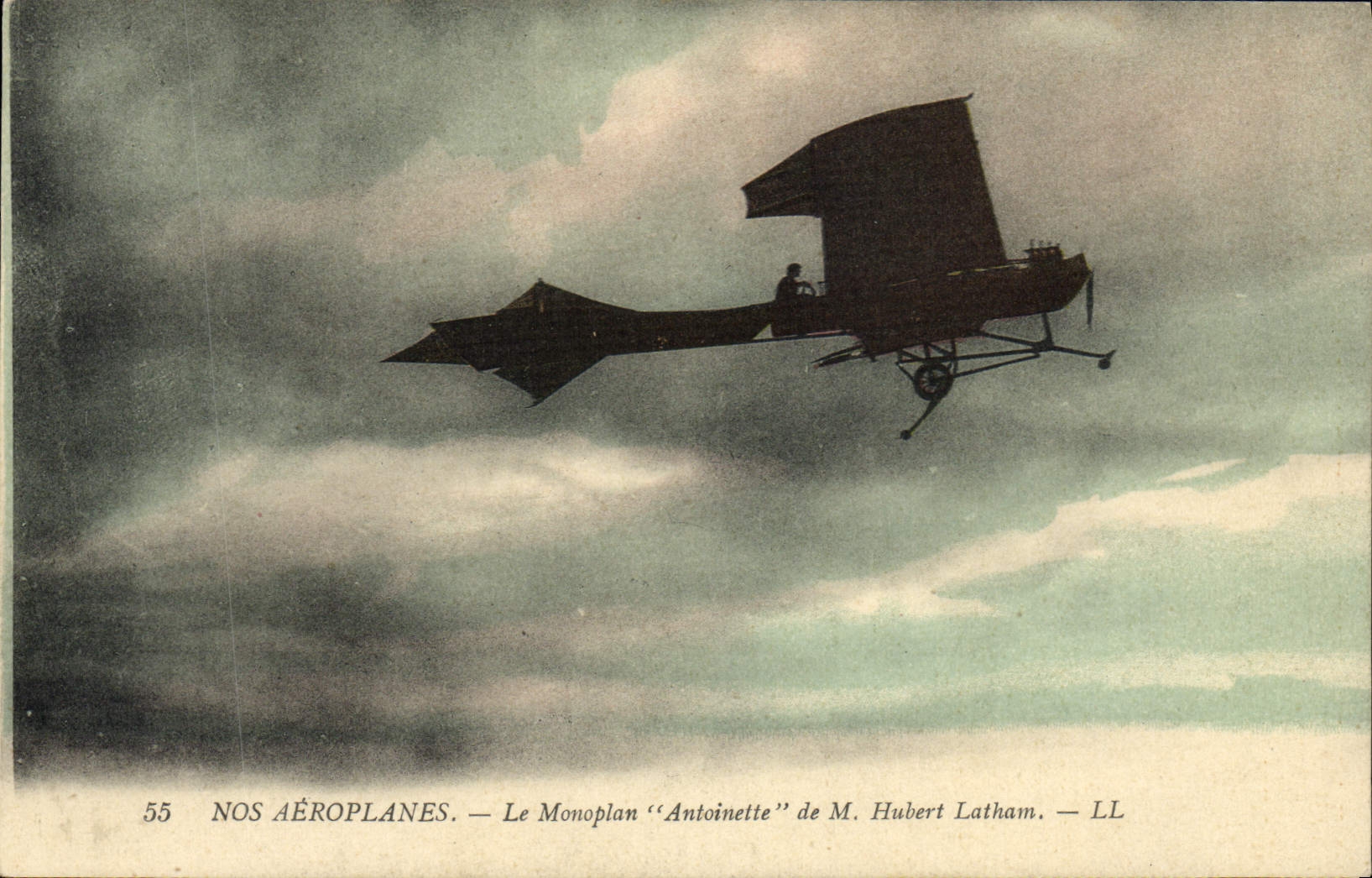 CPA Avion Aviation monoplan Antoinette de M Hubert Latham