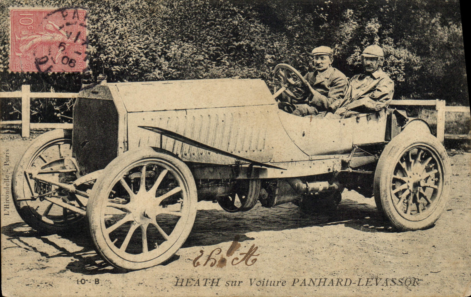 CPA Automobile Heath sur sa voiture Panhard Levassor