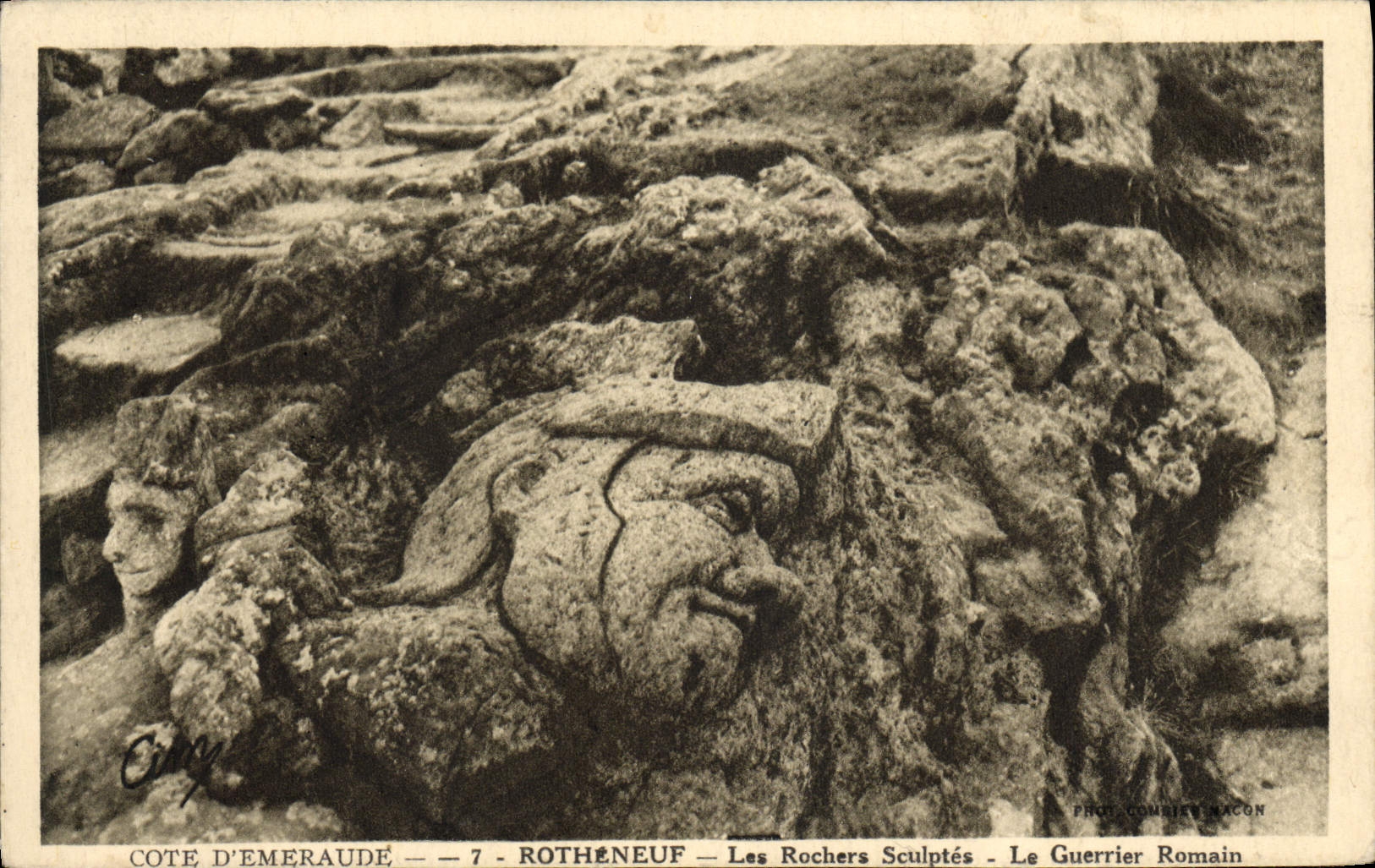 CPA Rotheneuf Les Rochers Sculptes Le guerrier romain