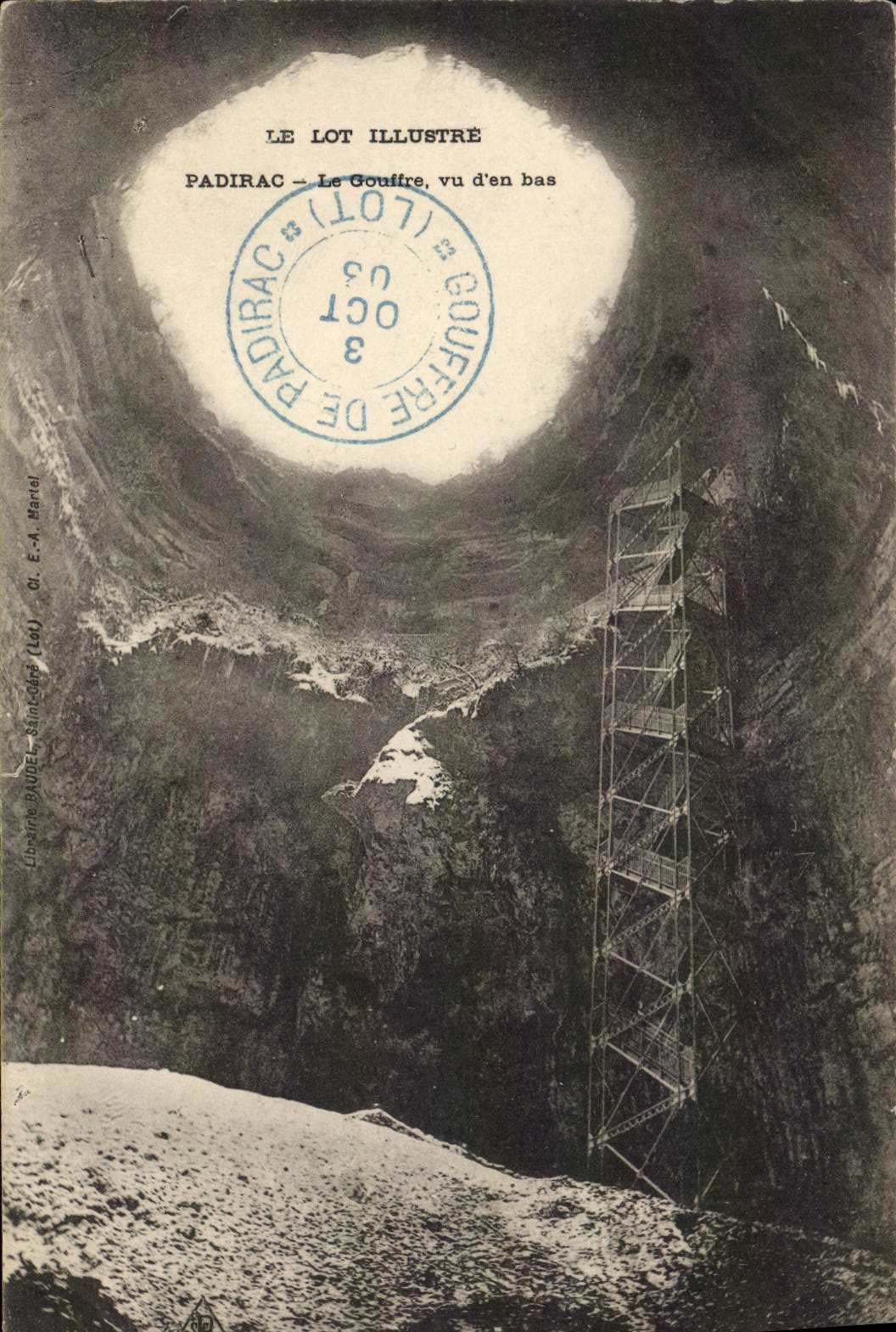 VINTAGE POSTCARD Padirac the pit seen of in bottom