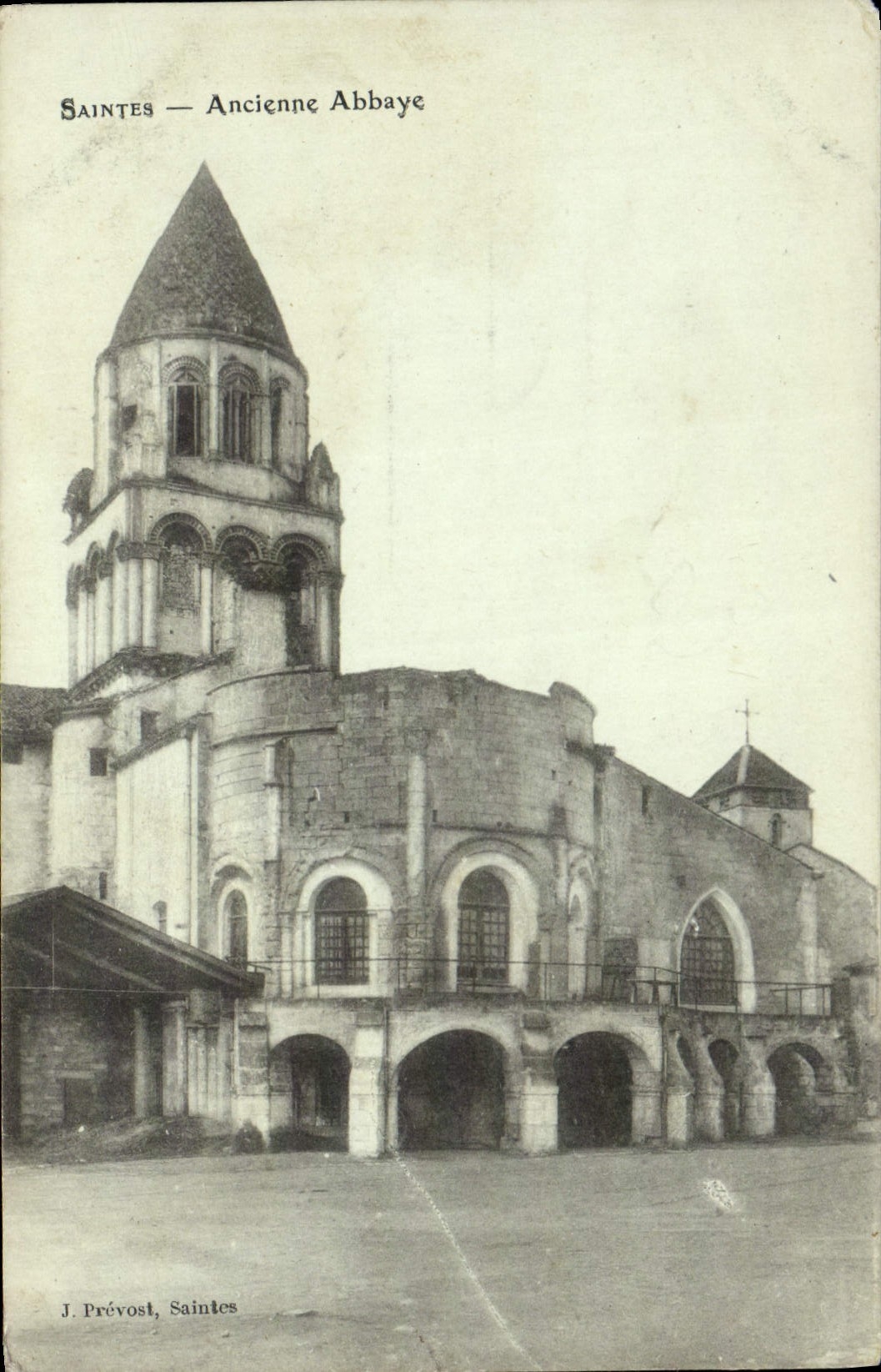 VINTAGE POSTCARD Saintes Old Abbey