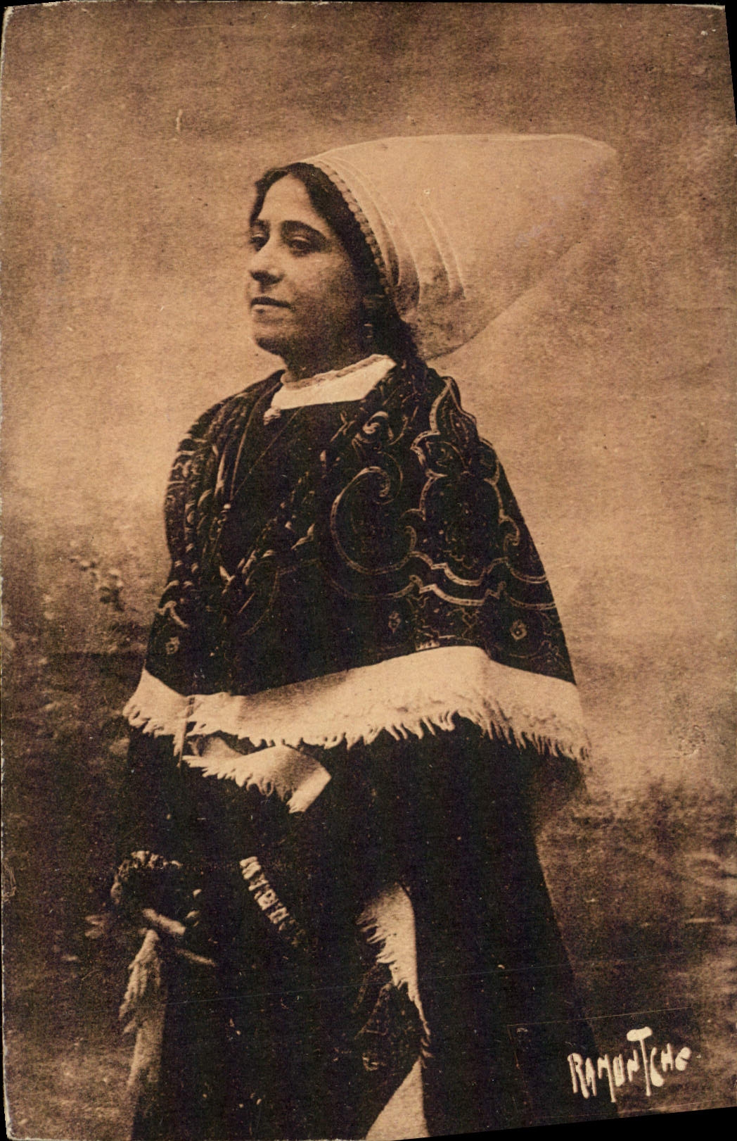 CPA L'Aunis et Saintonge Grande Corffe Retaise Folklore