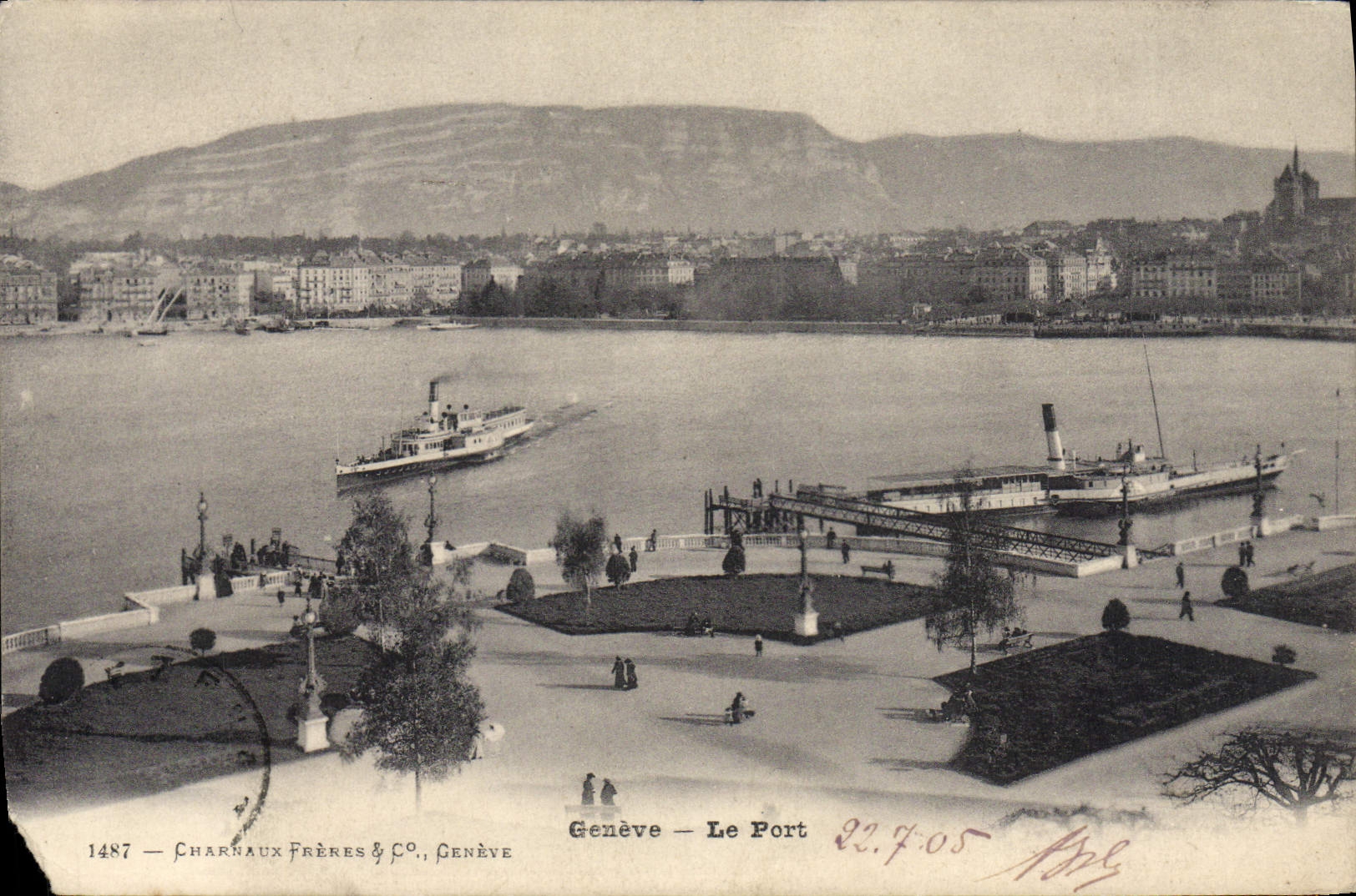 VINTAGE POSTCARD Geneva the Port Boats
