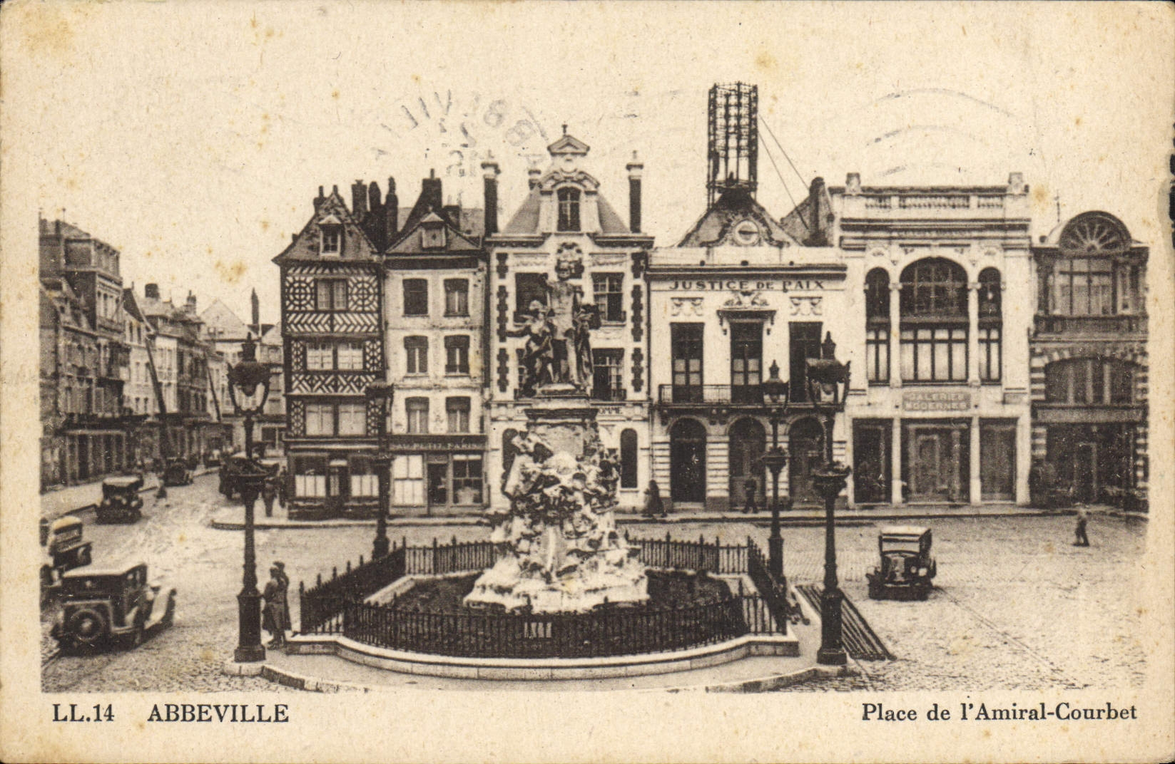 VINTAGE POSTCARD Abbeville Places De I' Admiral Courbet