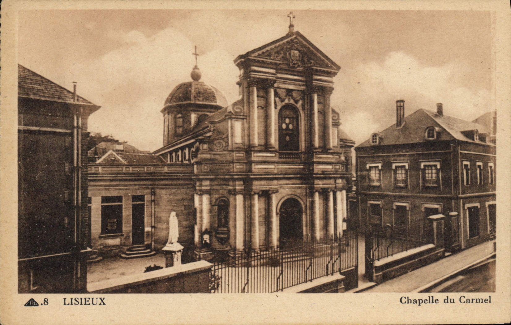 CPA Lisieux Chapelle Du Carmel