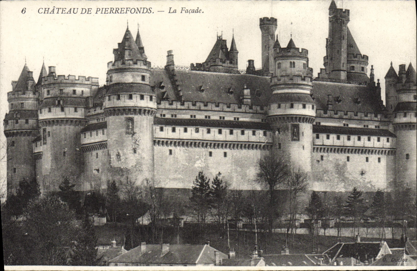 CPA Chateau De Pierrefonds La Facade