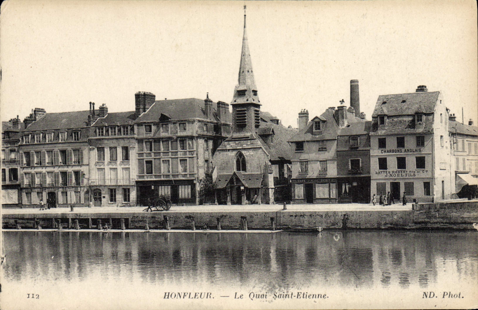 VINTAGE POSTCARD Honfleur the Holy Quay Etienne
