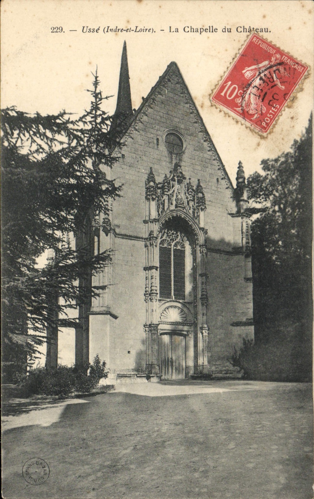 VINTAGE POSTCARD Worn La Chapelle Of the Castle