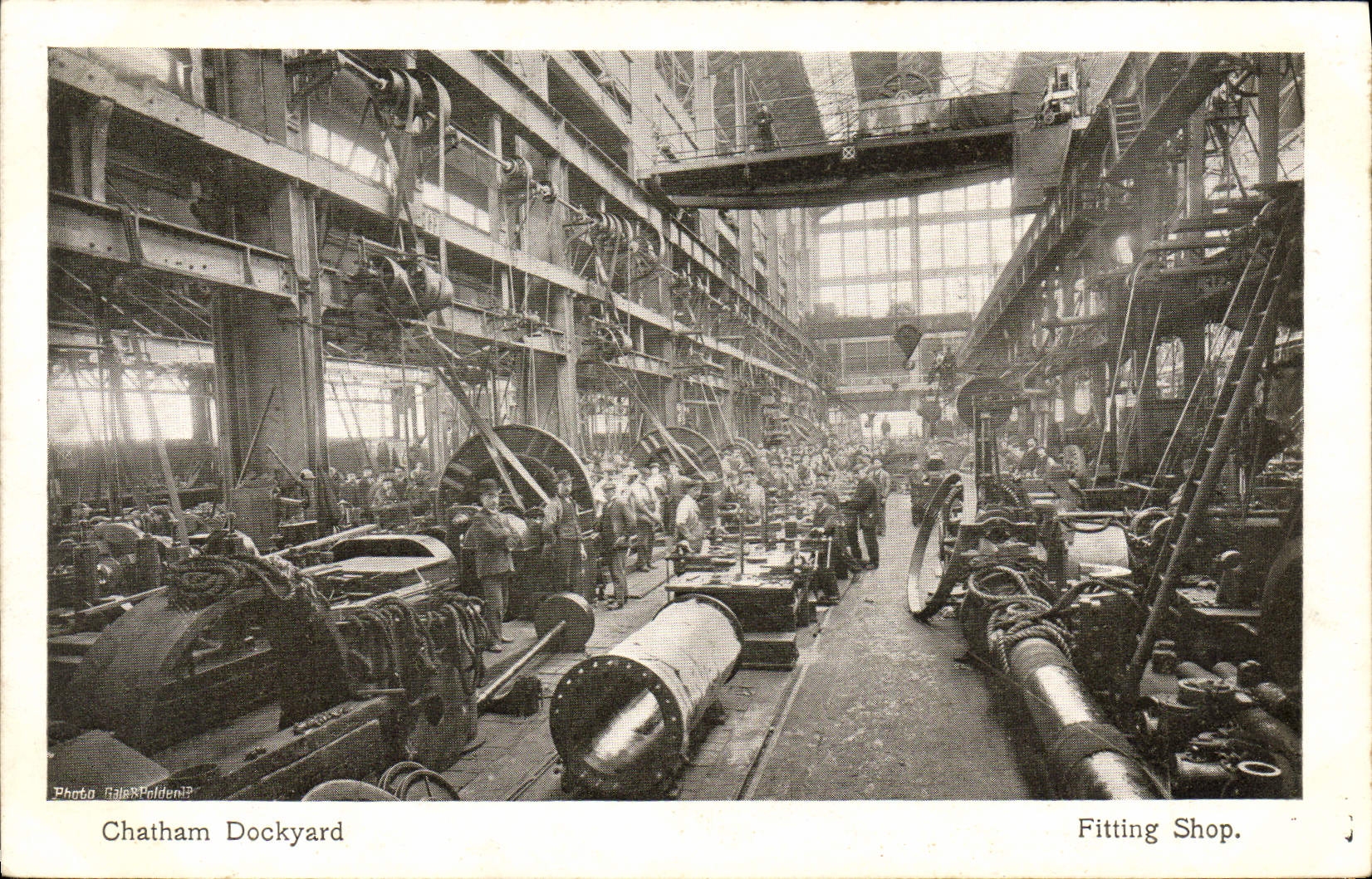 CPA Bateau Chatham Dockyard Fitting shop