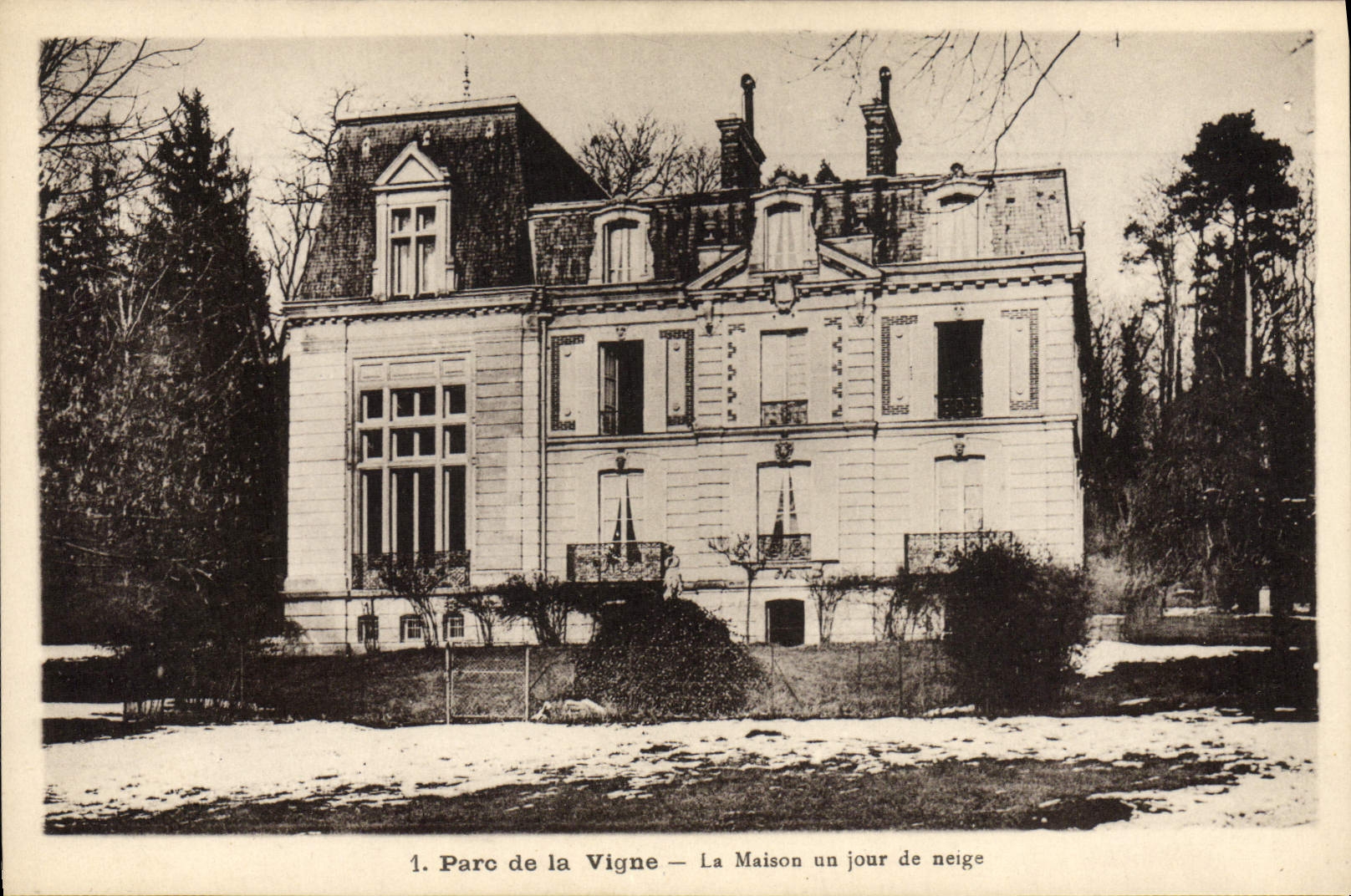 VINTAGE POSTCARD House of the children of the railwaymen of North Park of the Crouy Vine on Ourcq Train the house one day of snow