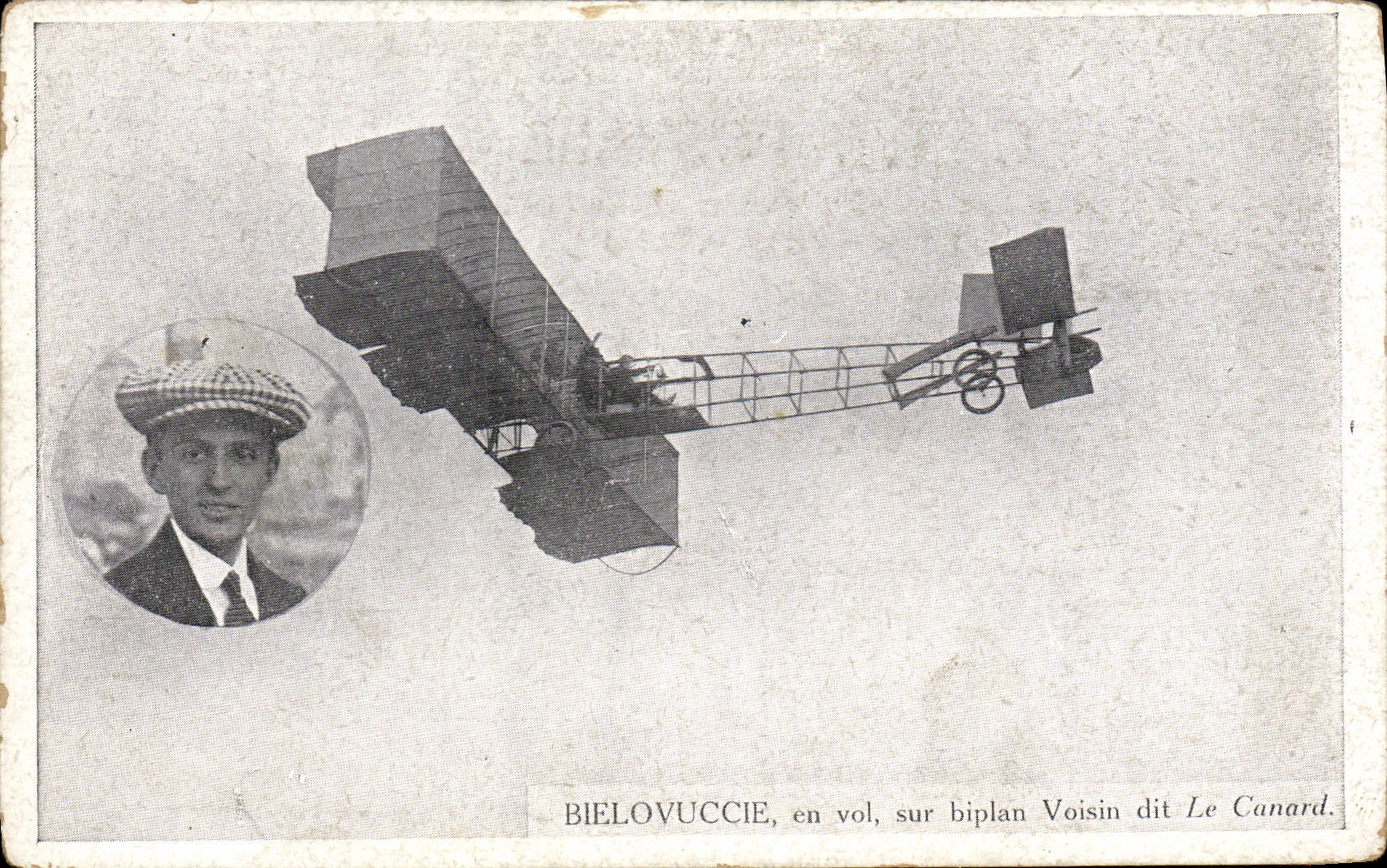 VINTAGE POSTCARD Plane Bielovuccie Aviation in flight on Close biplane said Duck