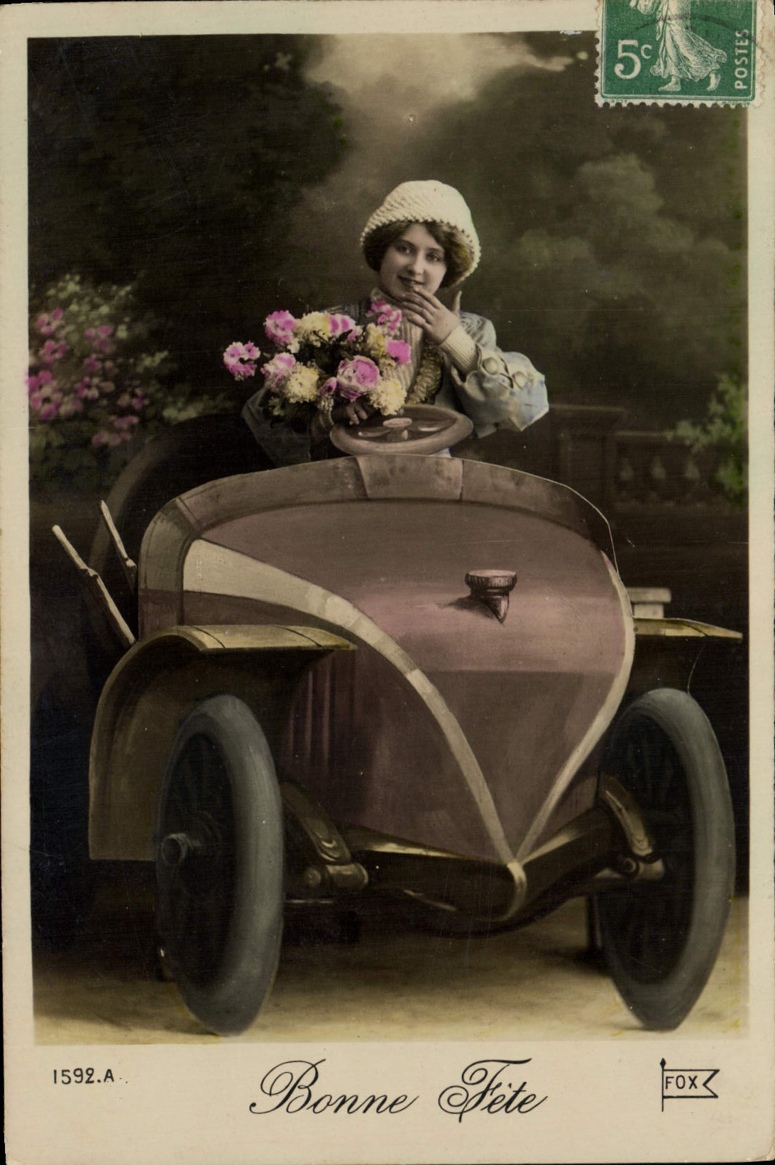CPA Automobile Femme