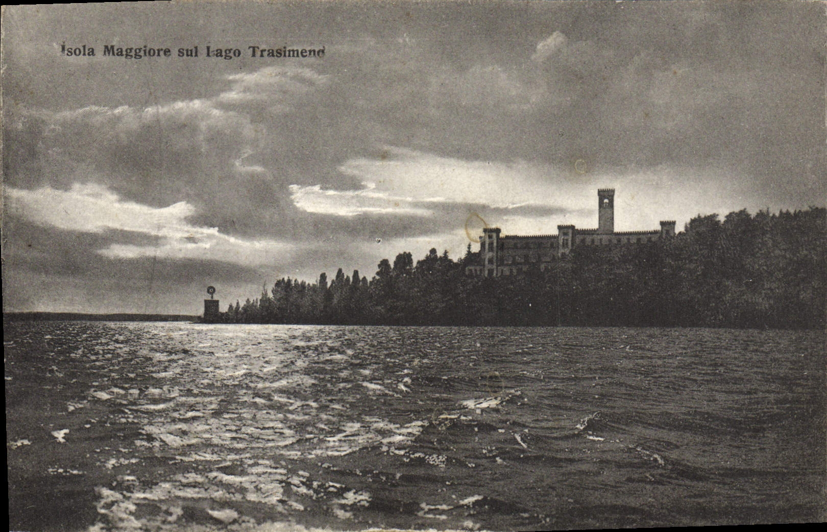 VINTAGE POSTCARD Maggiore Sul Lago Trasimene Insulated