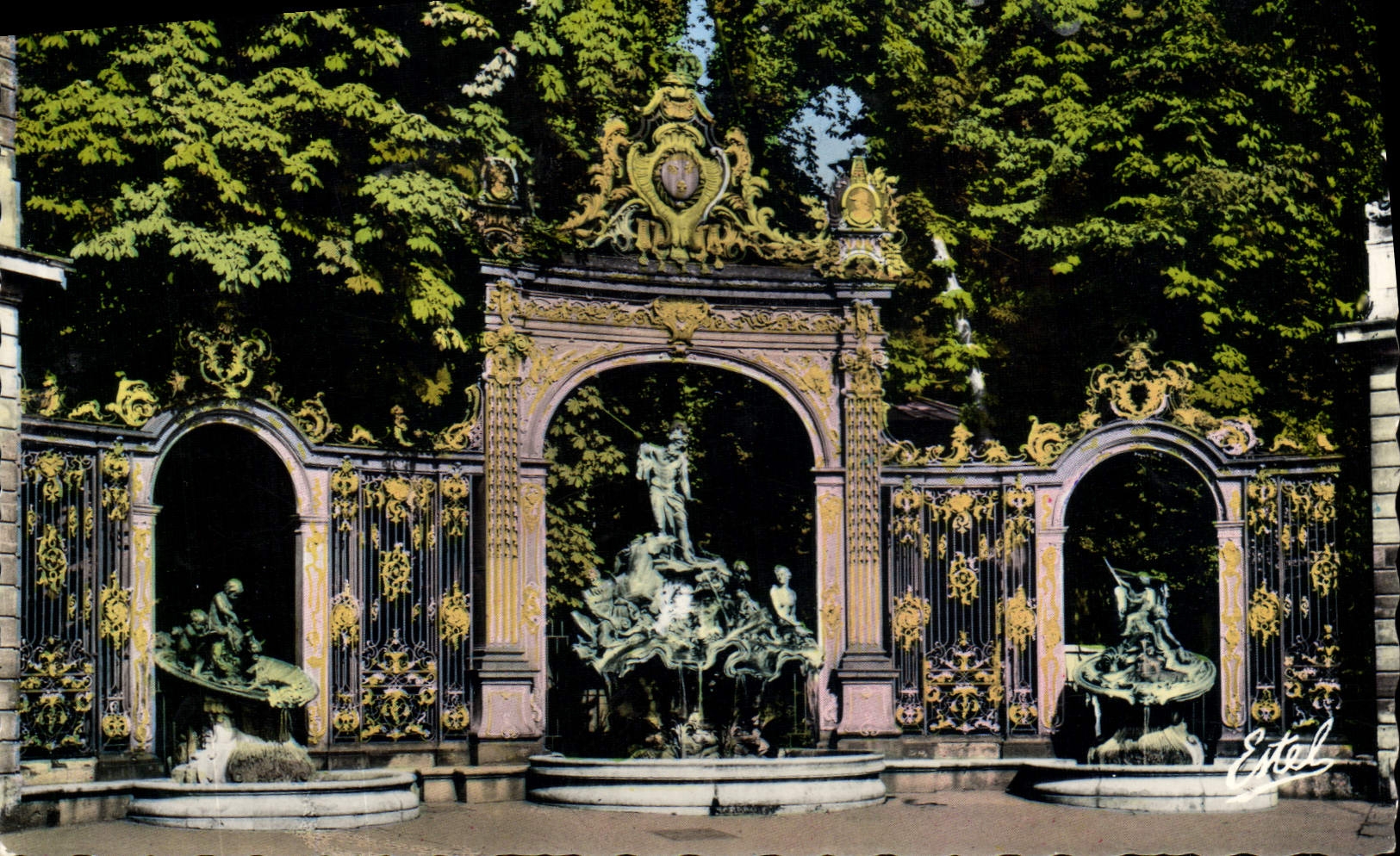 CPM Nancy Place Stanislas Fontaine De Neptune
