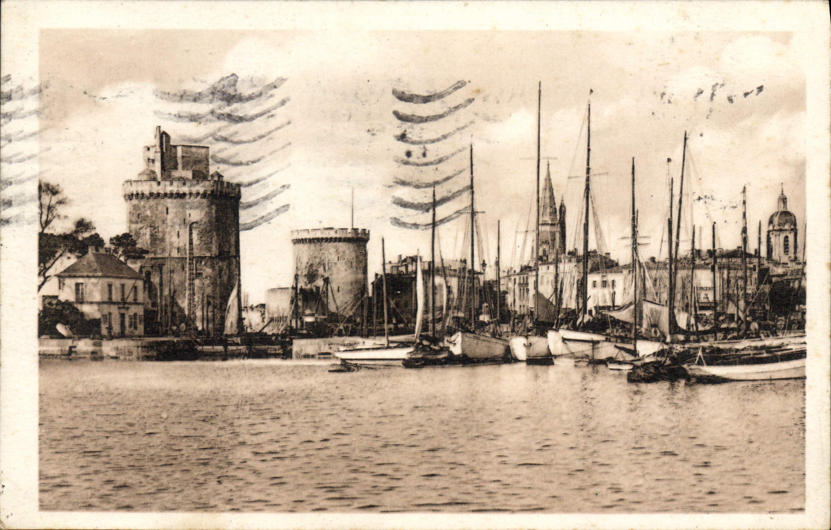 VINTAGE POSTCARD La Rochelle Seen Towards Tours And Wet dock Boats