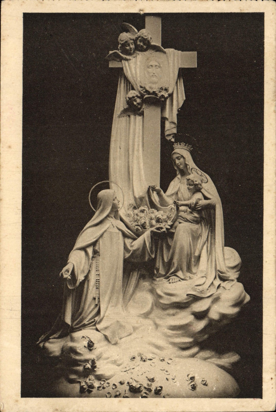 La POSTAL de la VENDIMIA La Chapelle de las monjas carmelitas de Lirieux Groupe talla la dominación del puente principal del horno