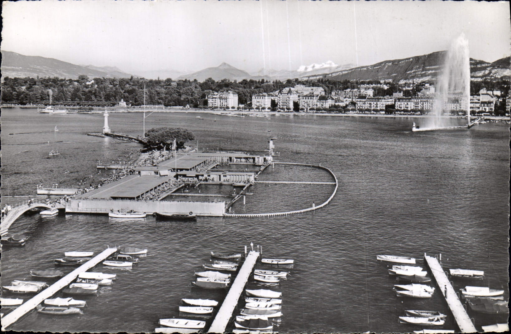 MODERN CARD Geneva Roads Les Bains of the Pastures the water jet and Mont Blanc