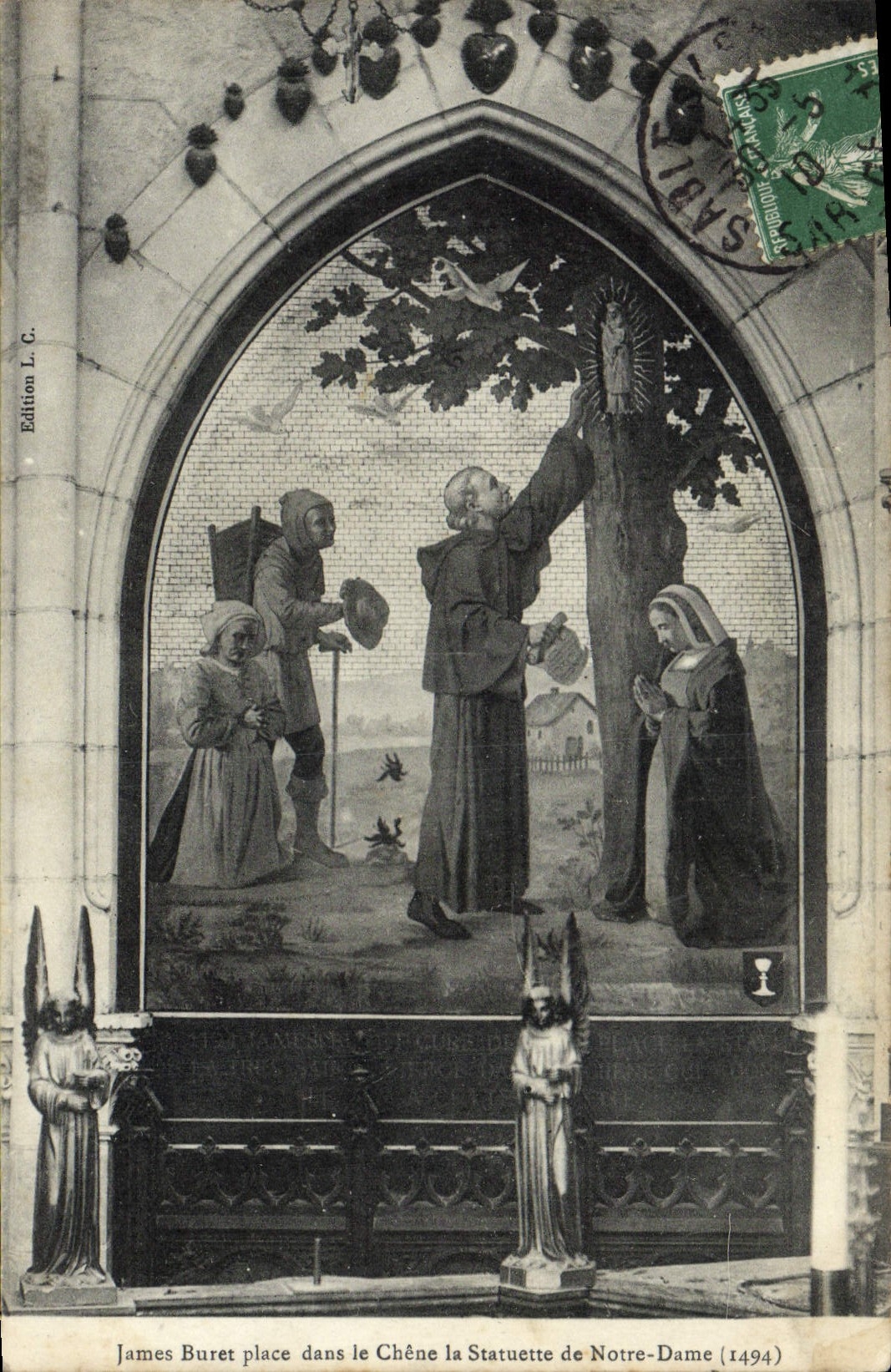 CPA James Buret Place dans le Chene la Statuette de Notre Dame