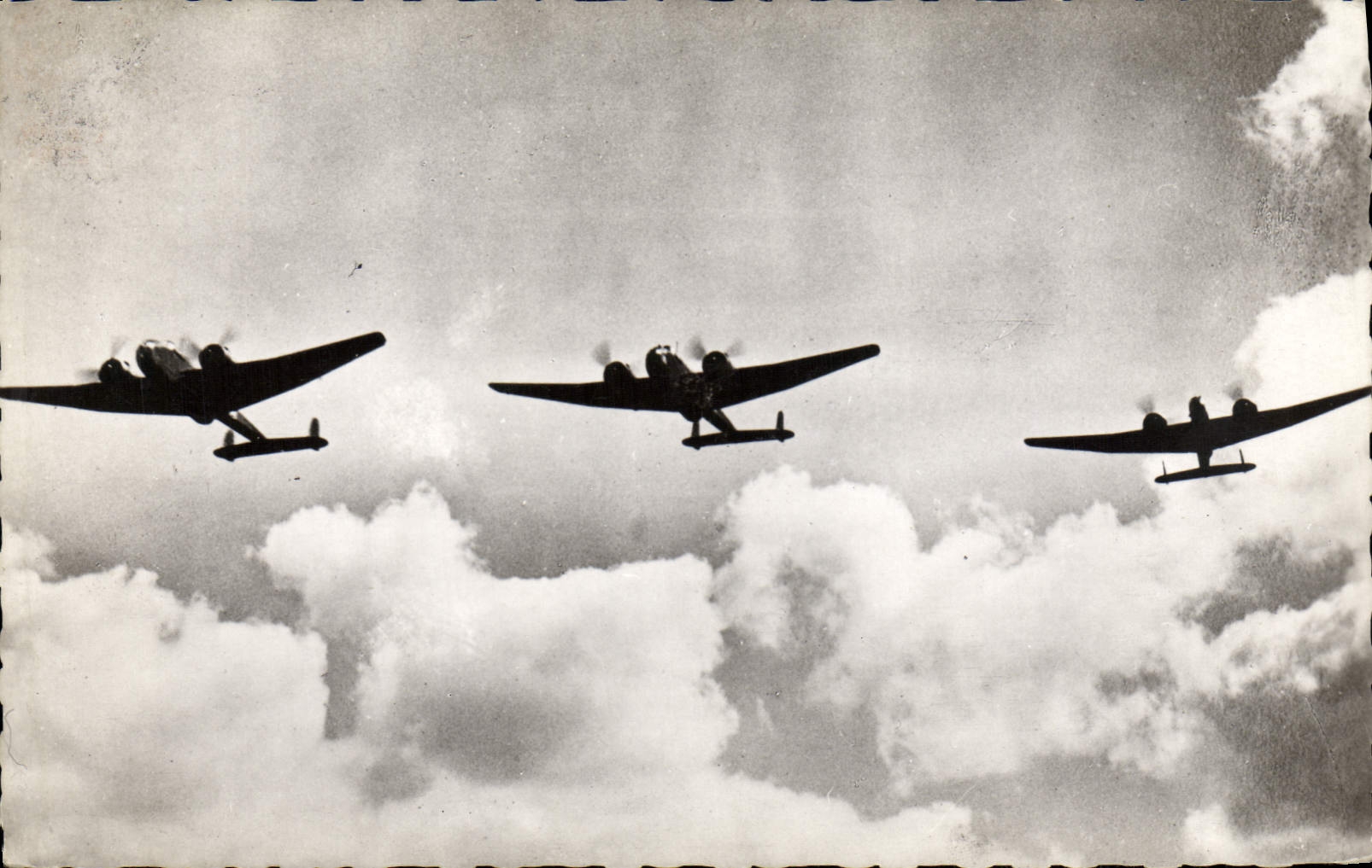 MODERN CARD Plane Aviation Royal Air Force Handle Hampdens page