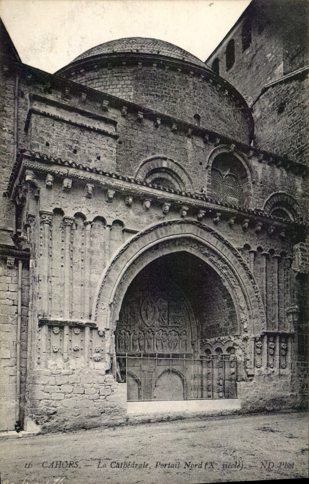 Puerta norteña de Cahors Catbedrale de la POSTAL de la VENDIMIA