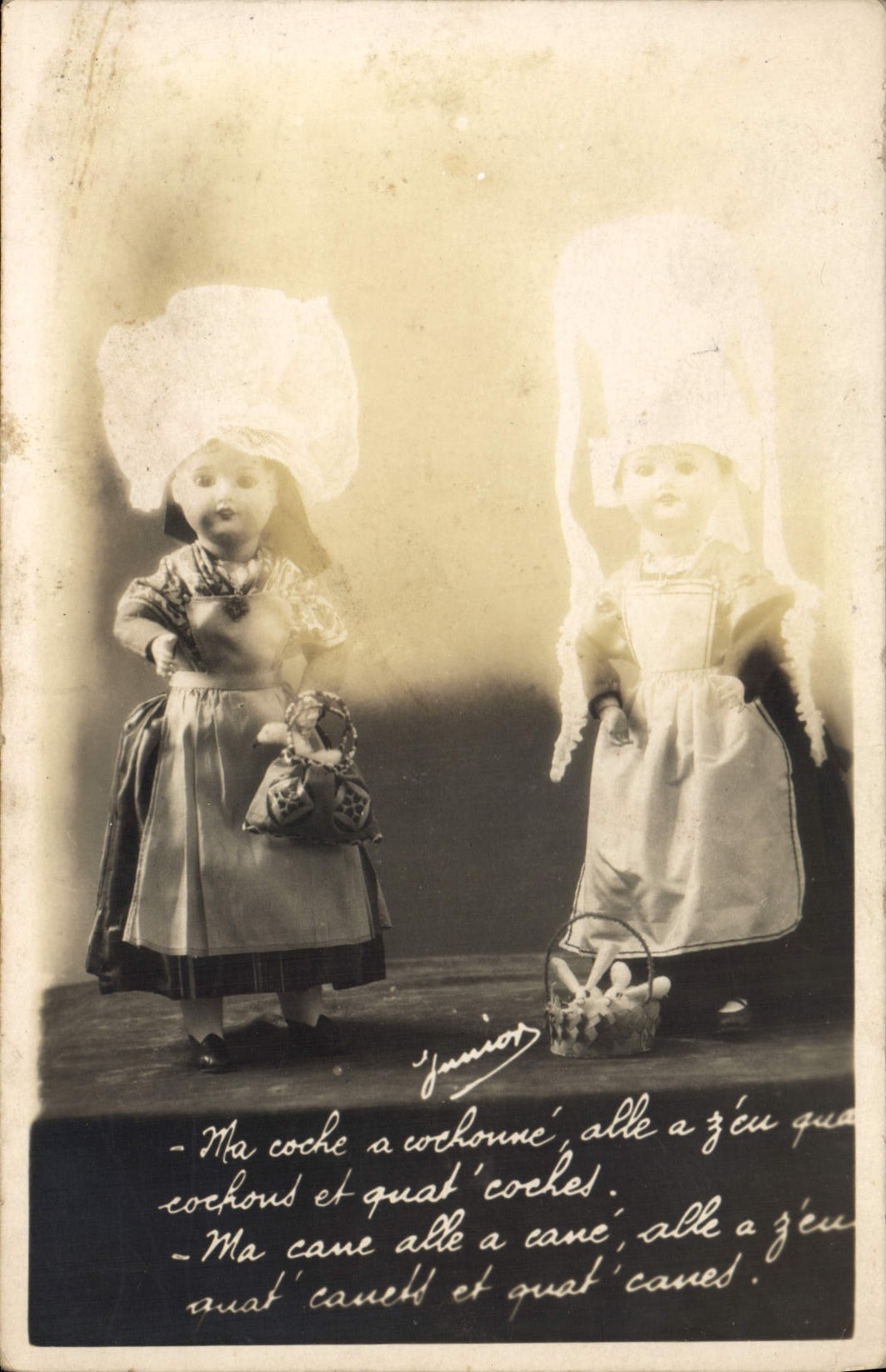 VINTAGE POSTCARD Headstocks Headstock