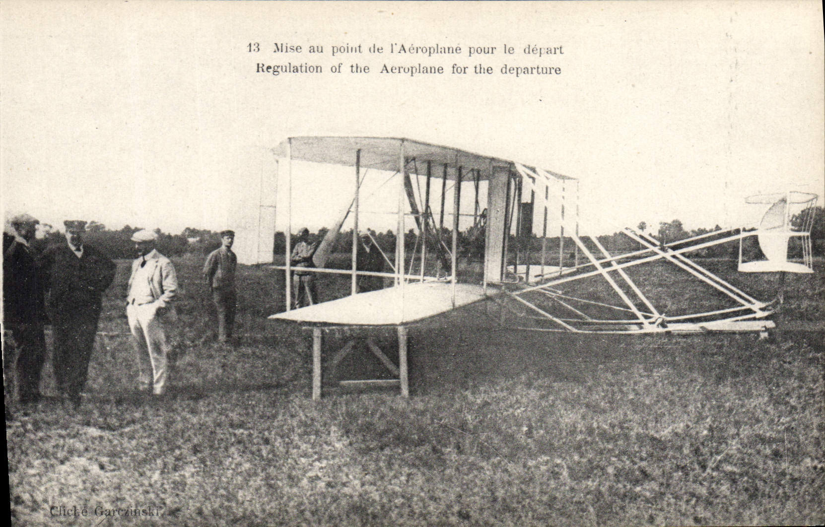 VINTAGE POSTCARD Plane Aviation Developped at the point of the airplane for the departure Wilbur Wright